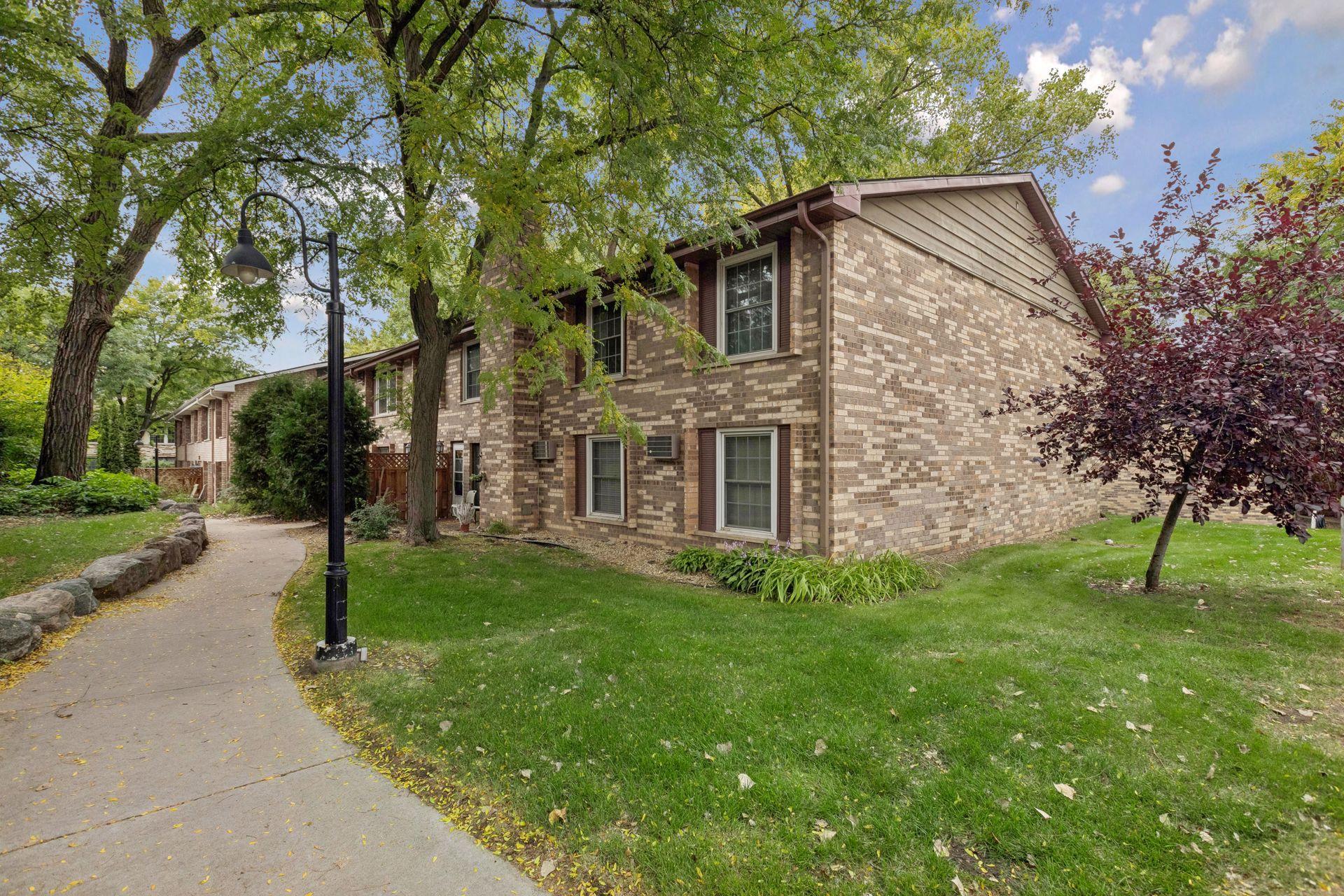 4636 Cedar Lake Road S 2 — photo
