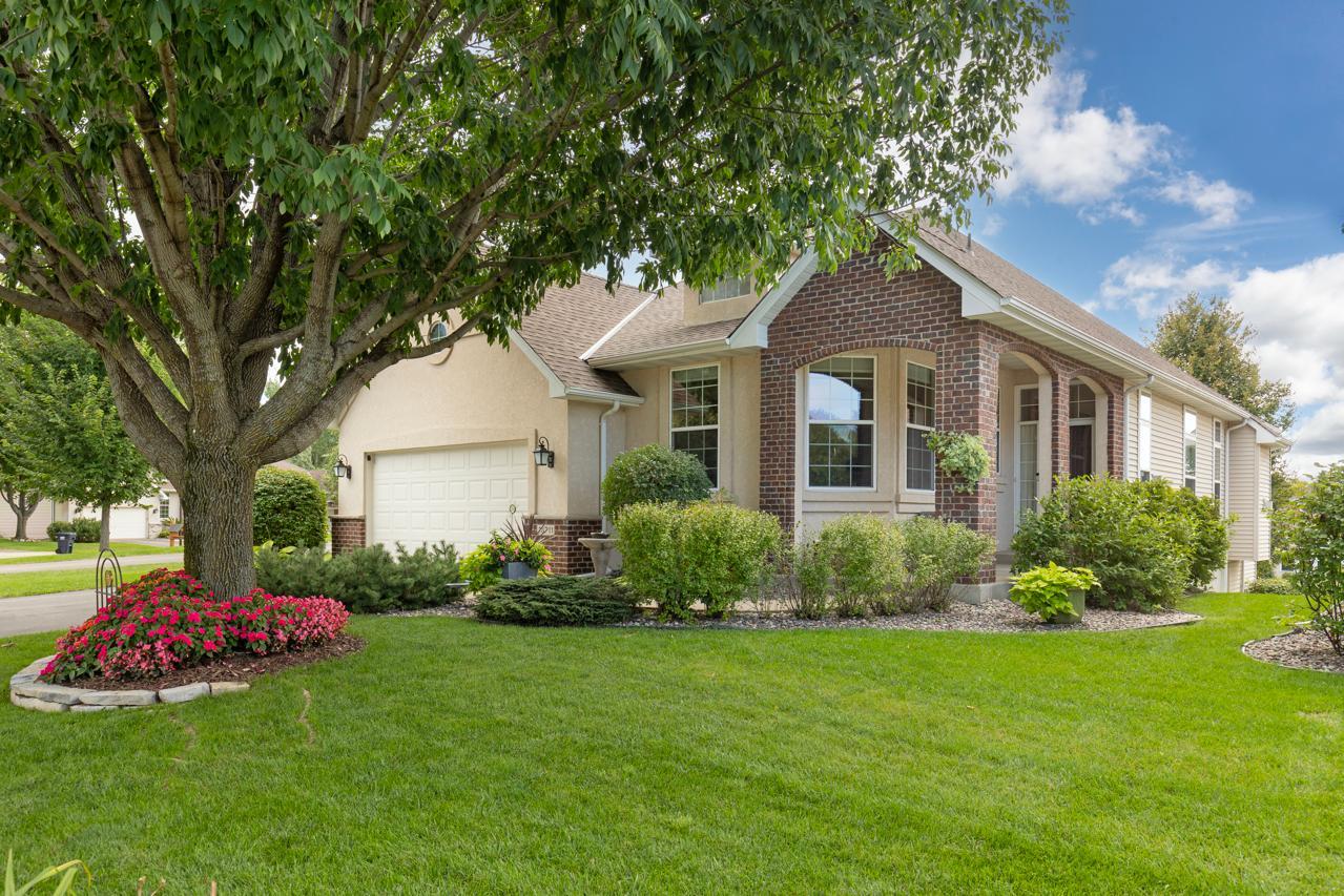 18711 Farmstead Circle — photo