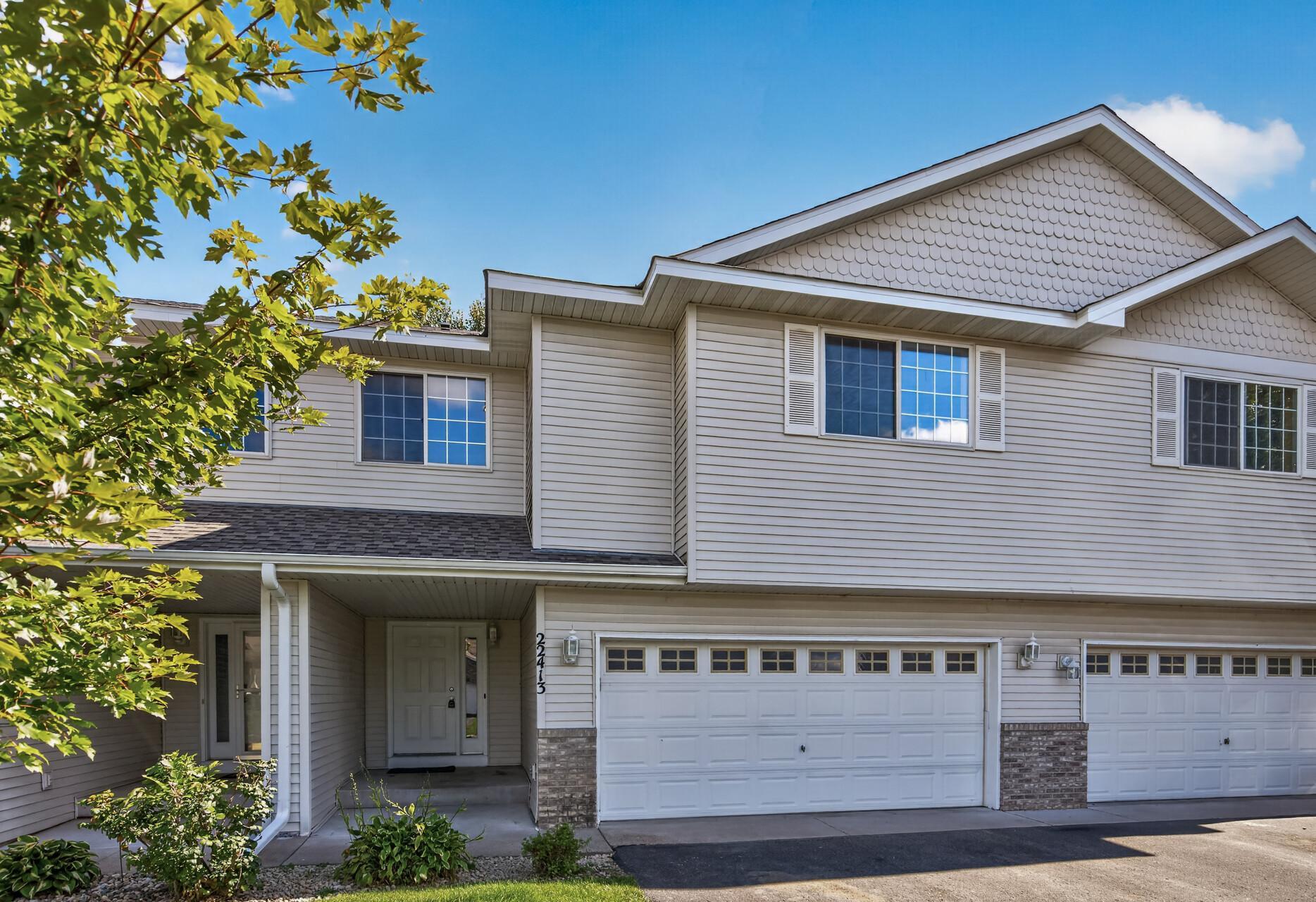 22413 Evergreen Circle — photo