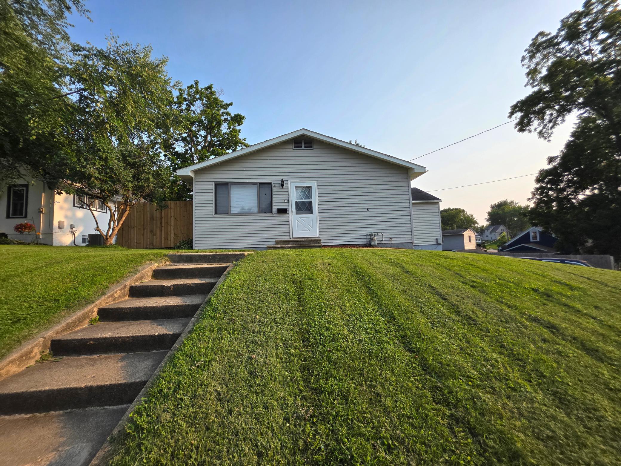 610 Sheridan Street — photo