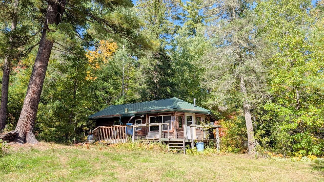 5957 River Road — photo