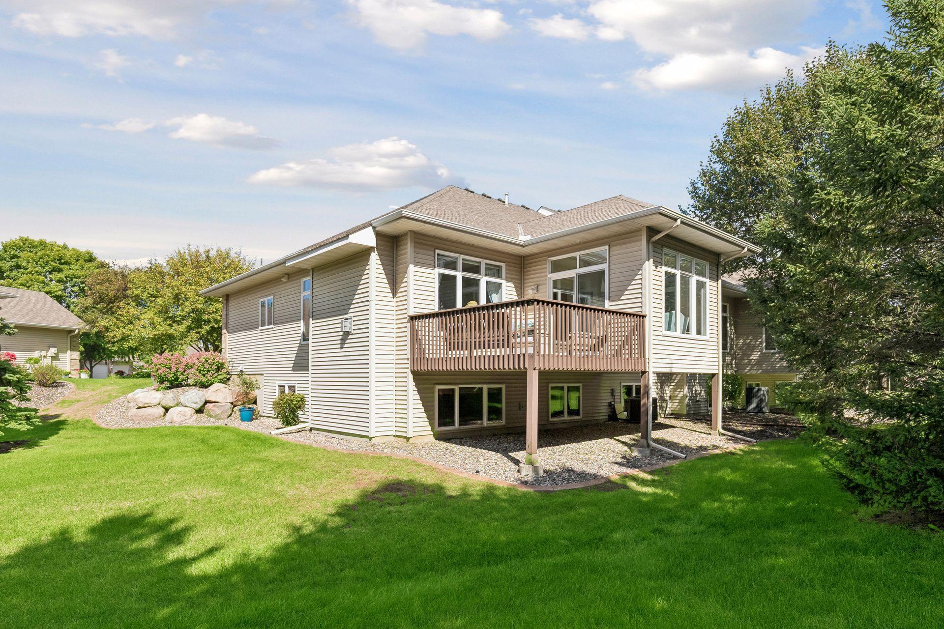 10381 Lancaster Cove — photo
