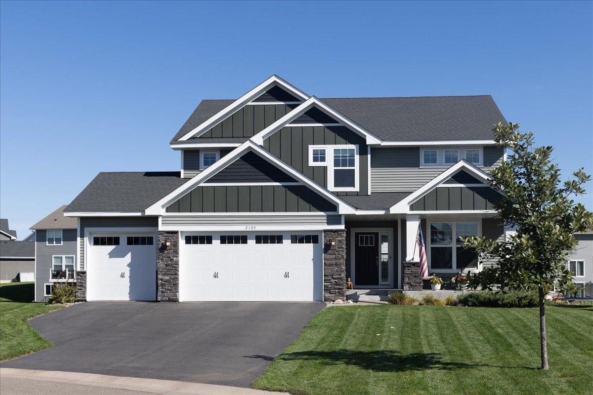 2105 Itasca Circle — photo