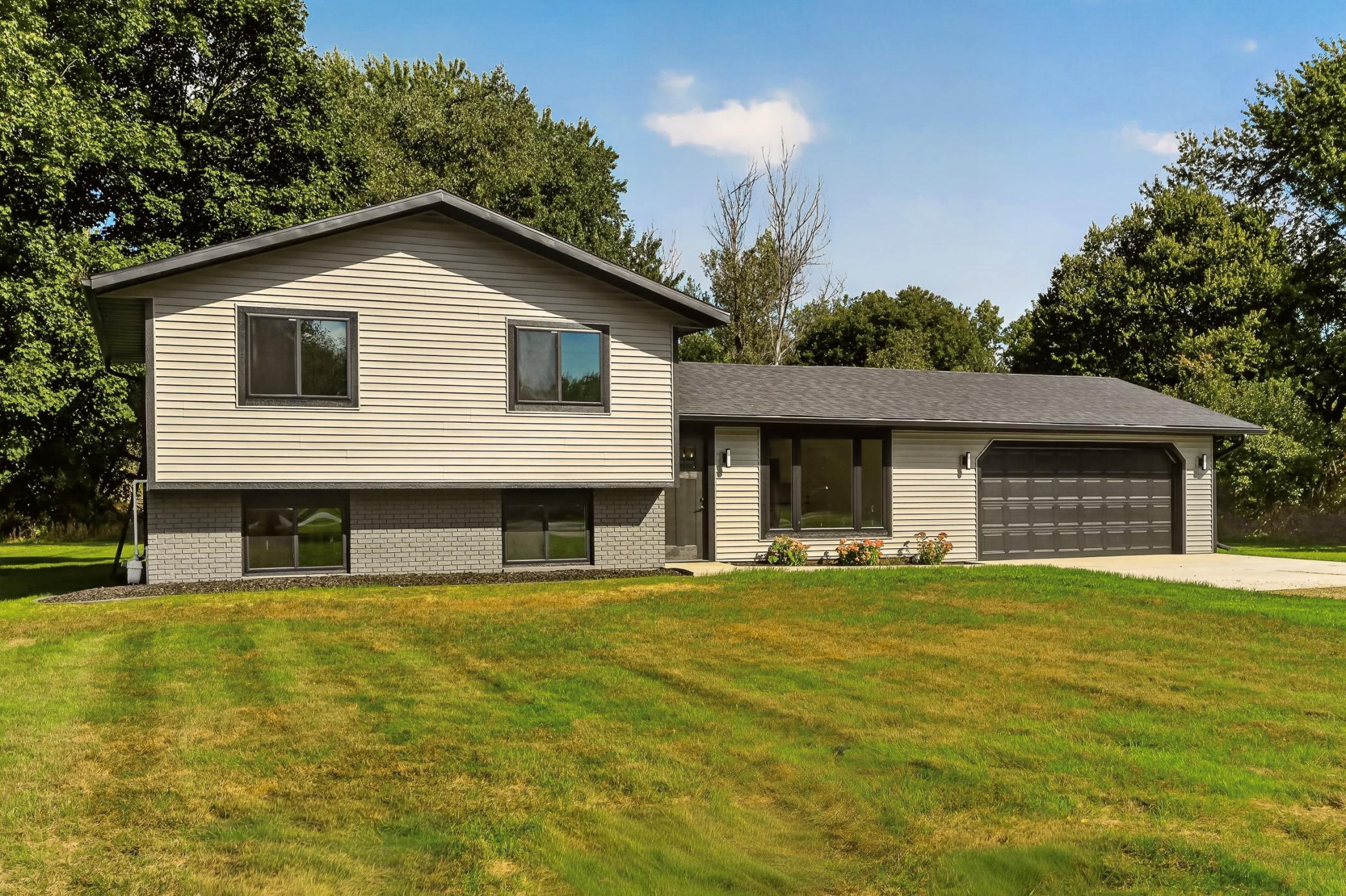 5225 Logan Street SE — photo