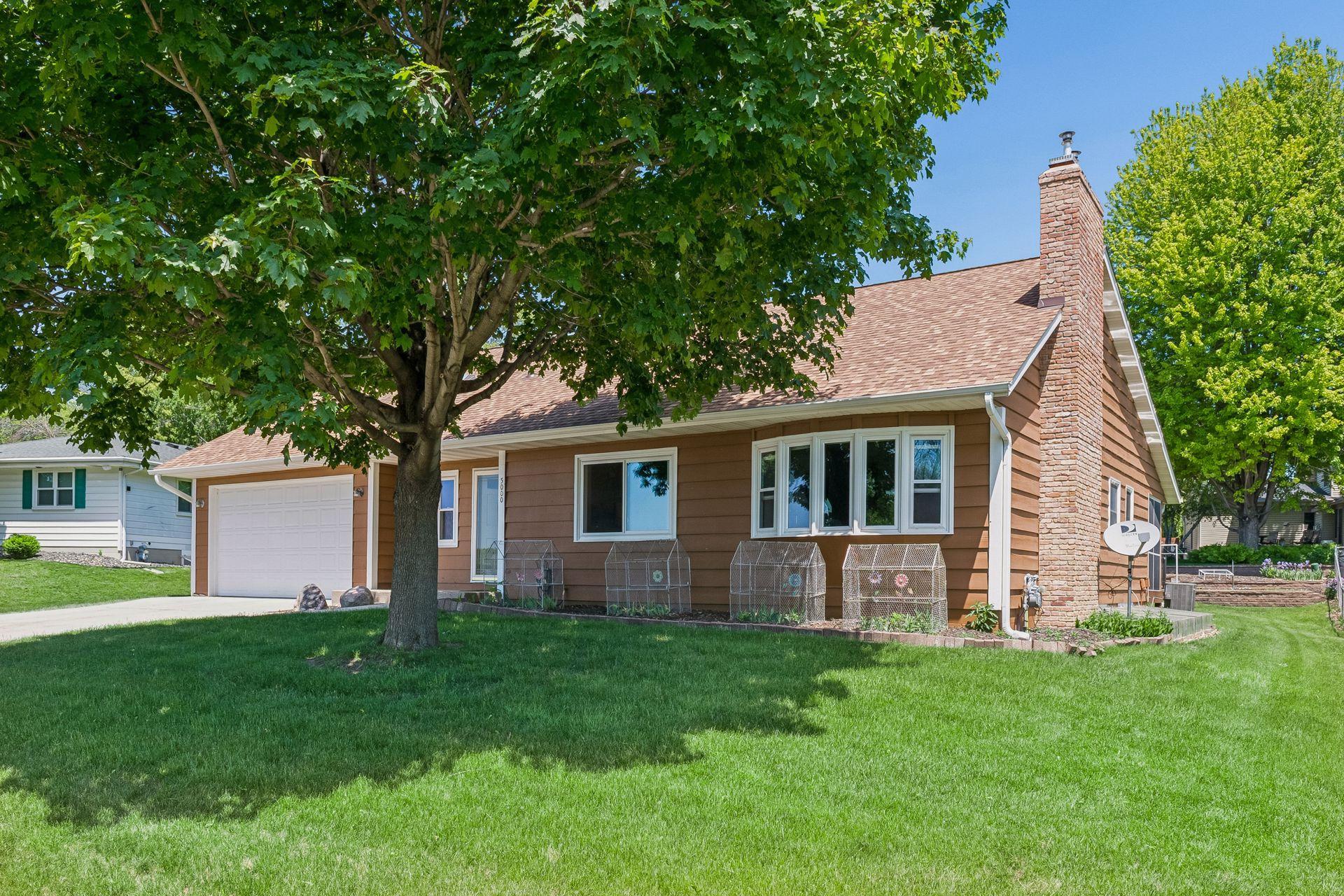 5000 Normandale Hglds Drive — photo