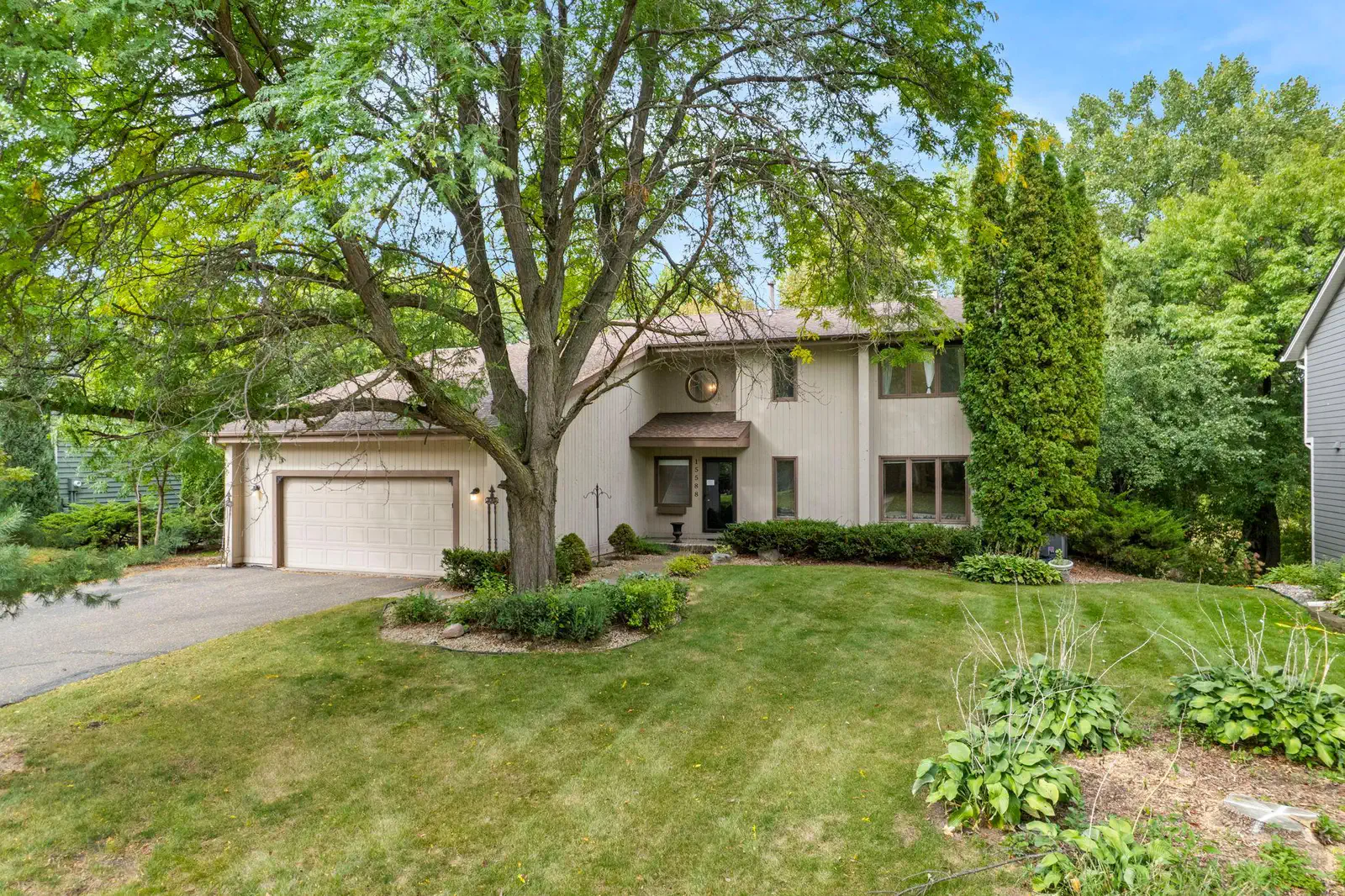 Canon Ridge 15588 Canyon Ridge, Eden Prairie, MN 55347 | Realty.com