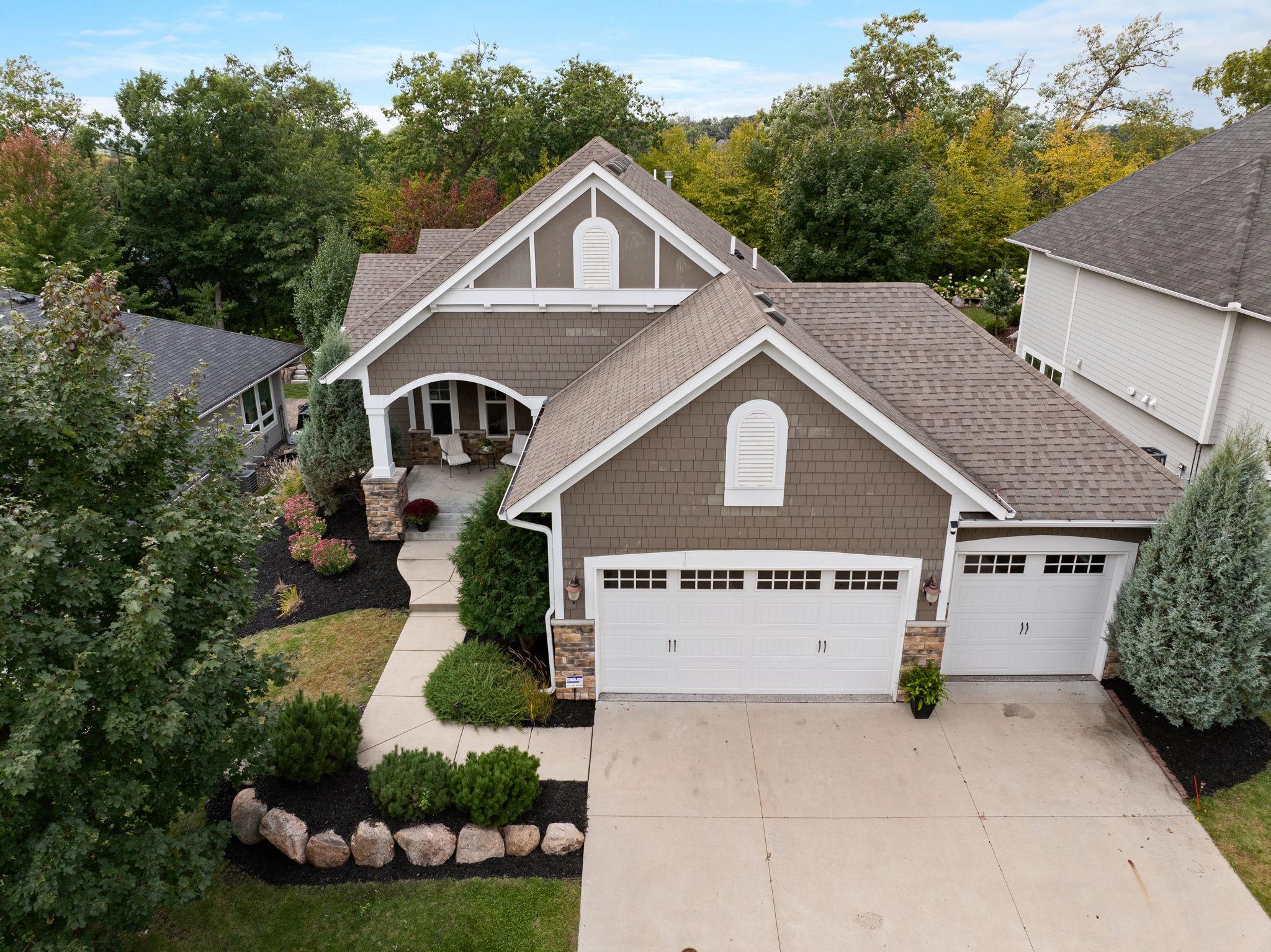 6292 Montee Drive — photo