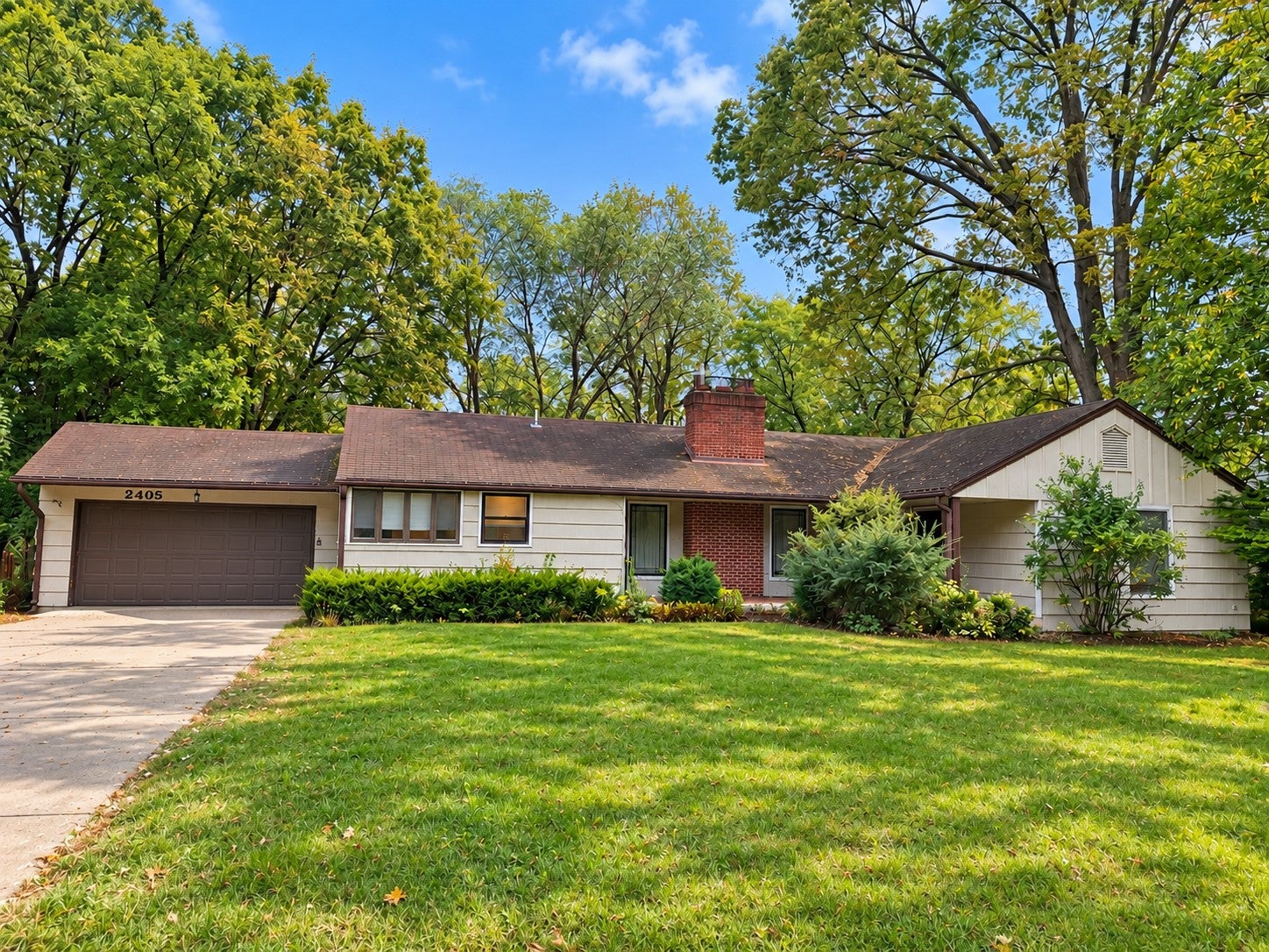 2405 W Old Shakopee Road — photo