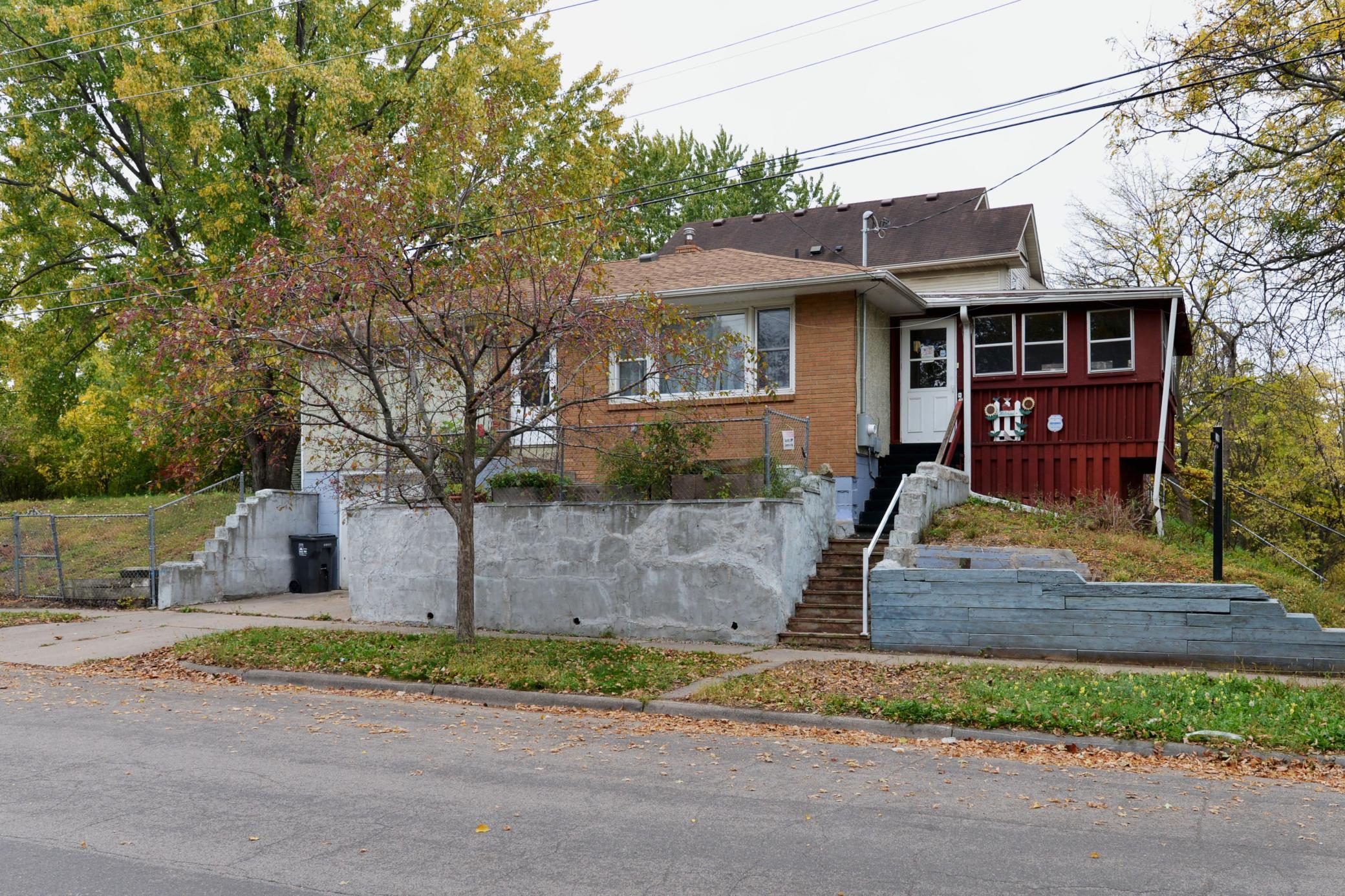215 Maple Street — photo