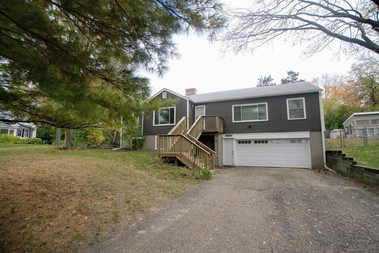 13510 Knollway Drive N — photo