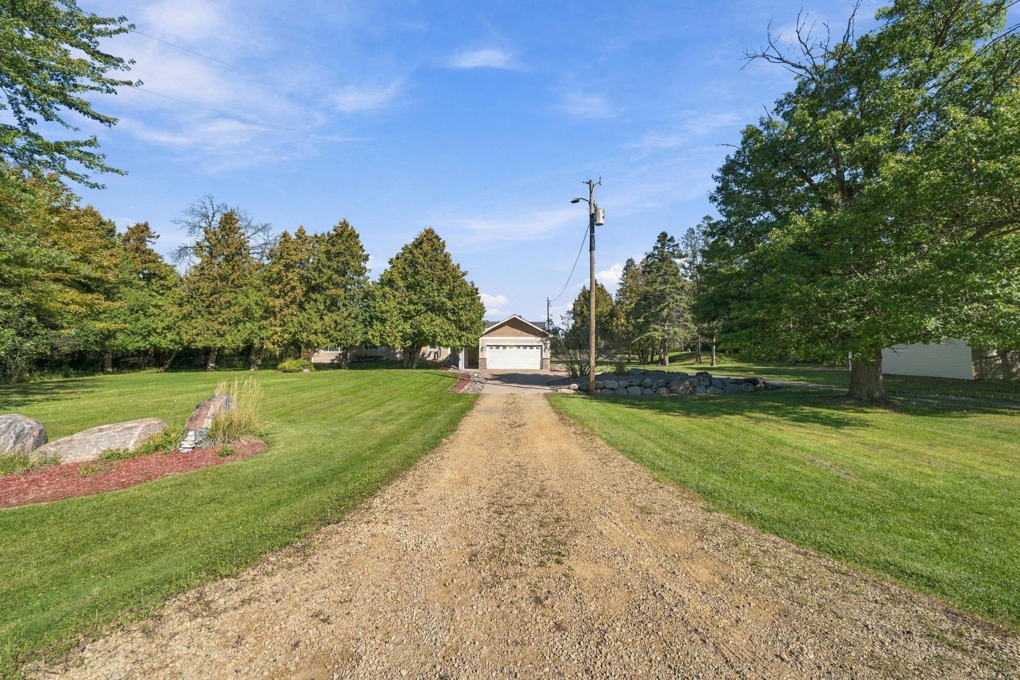 4423 Fawn Lake Drive NE — photo