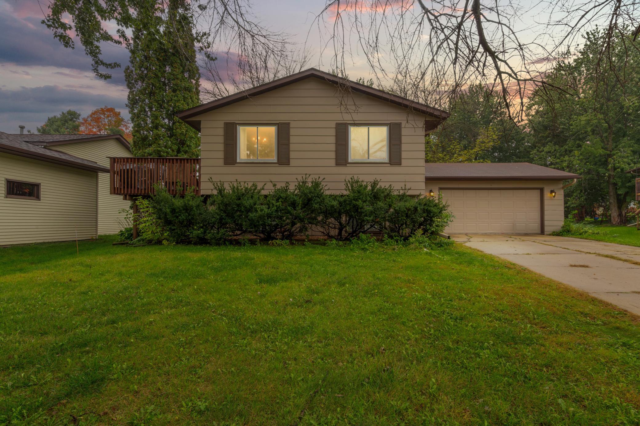 8 Aspen Court — photo