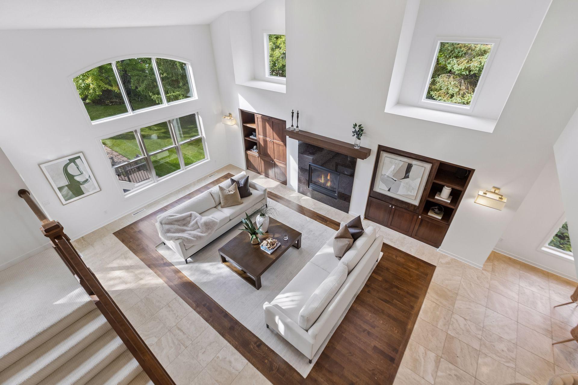 6484 Ivy Way — photo
