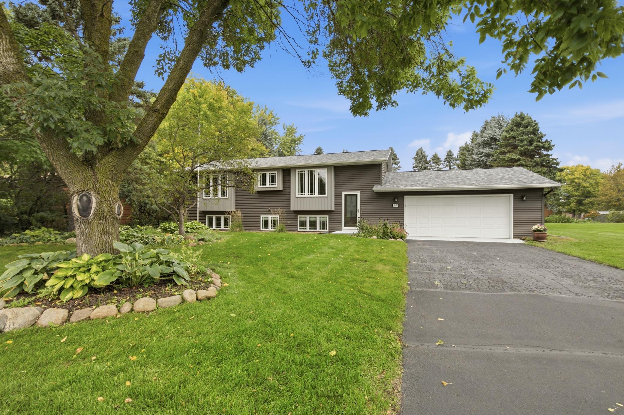 6407 Laurel Road — photo