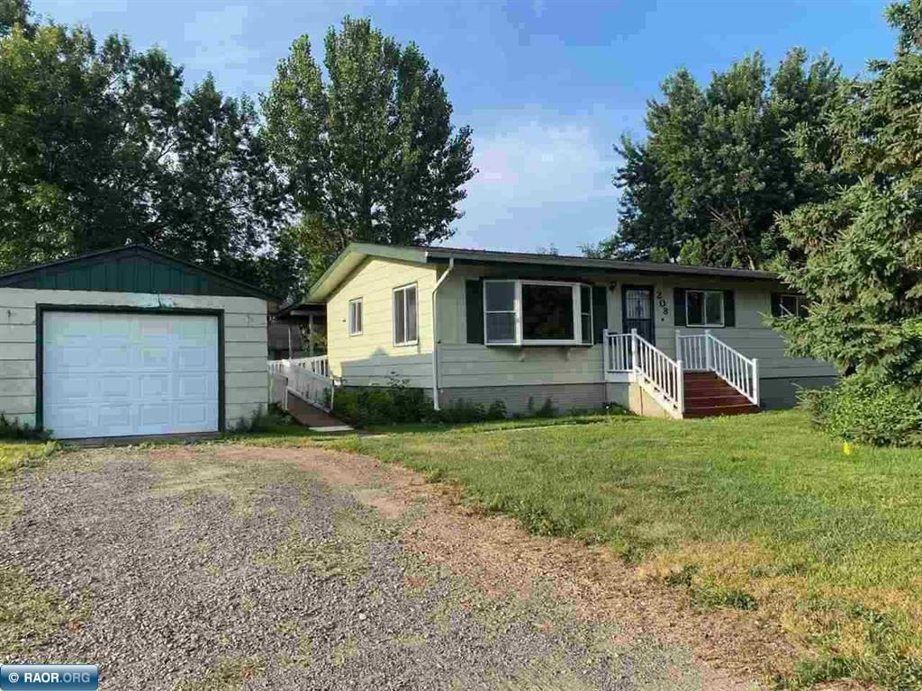 208 Andover Road — photo