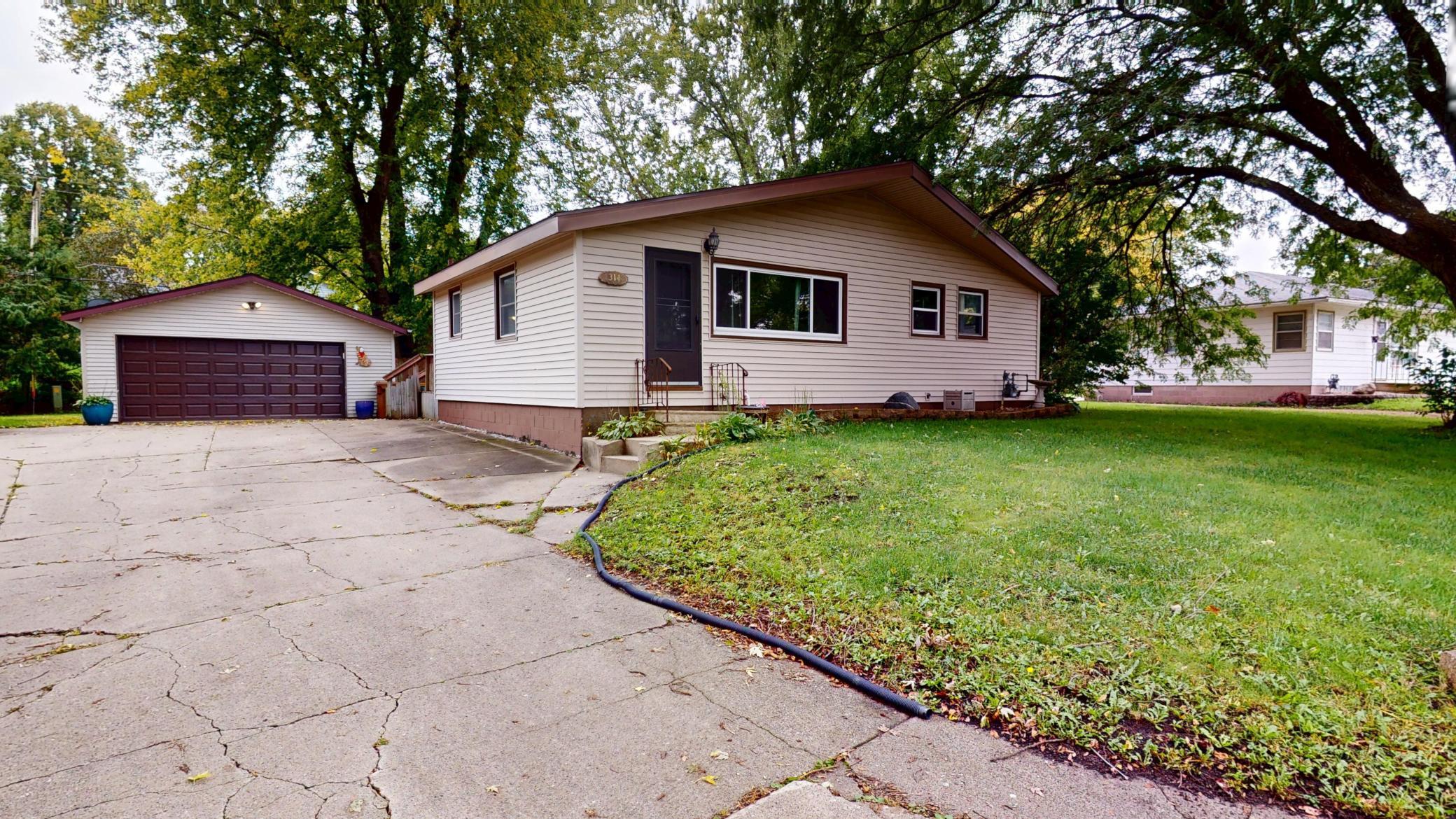 1314 Fairlane Terrace — photo