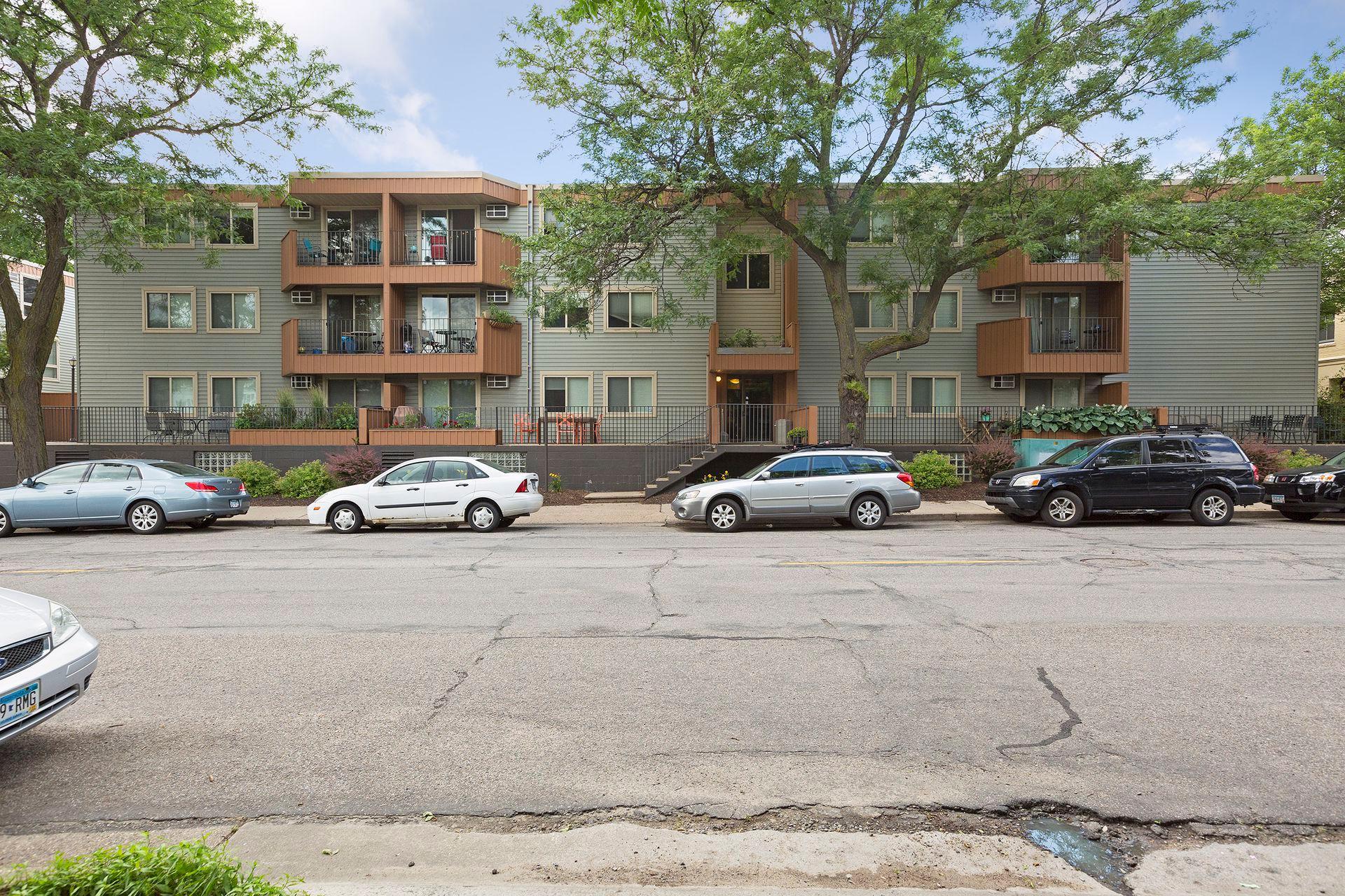 3540 Hennepin Avenue 210 — photo