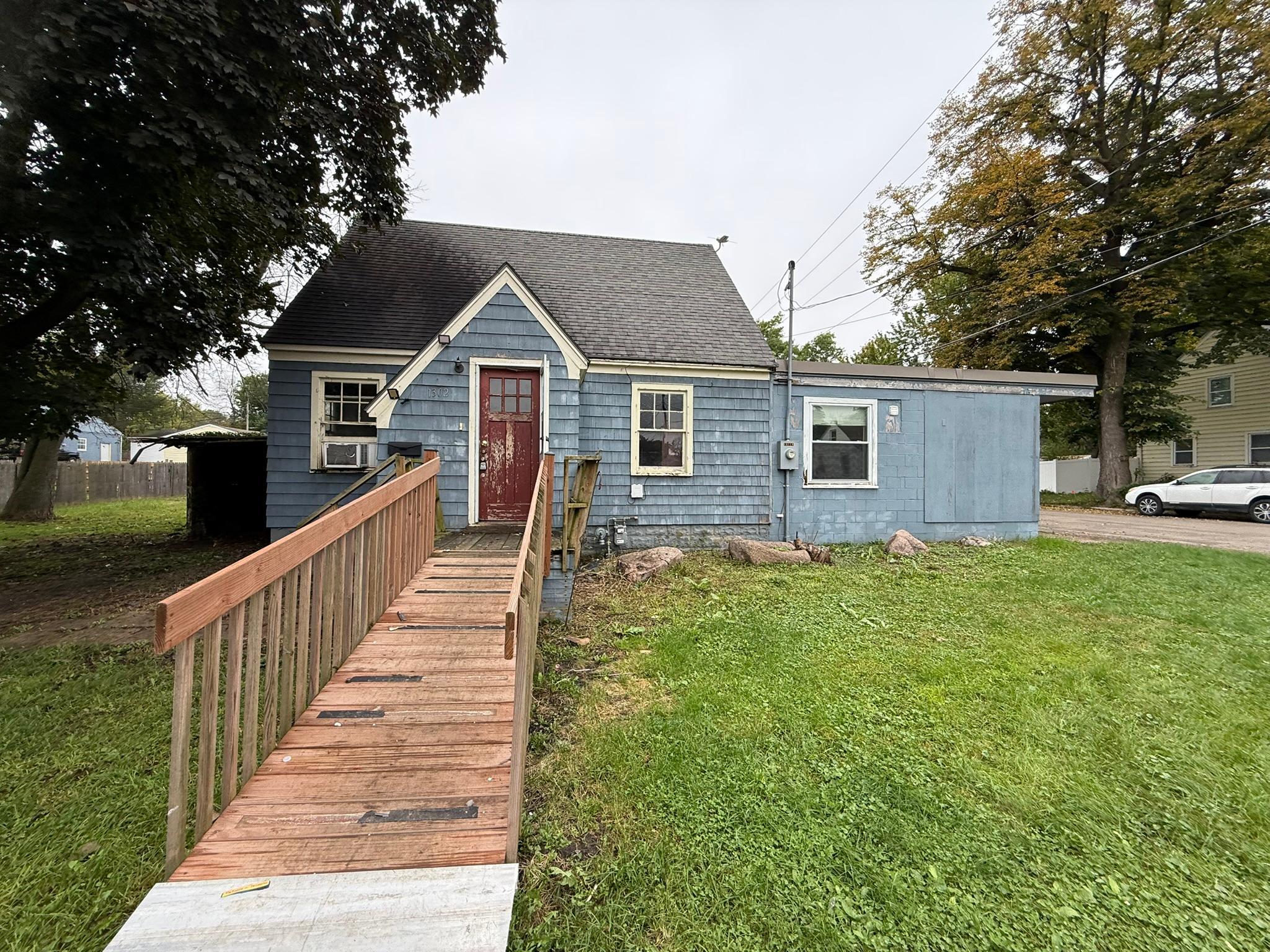 1302 Saint Joseph Avenue — photo