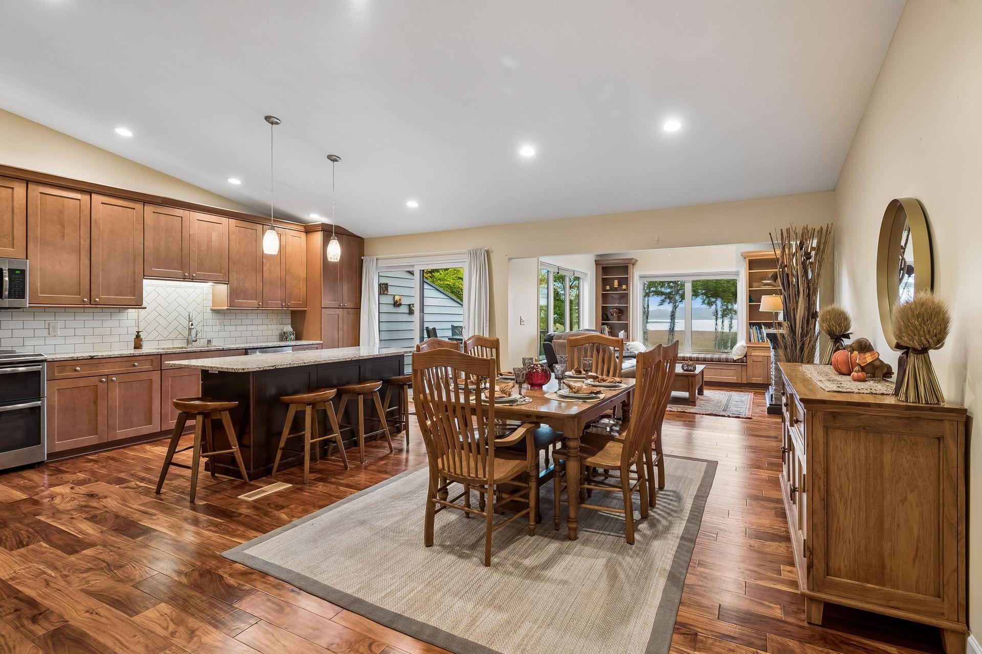 459 W Eagle Lake Drive — photo
