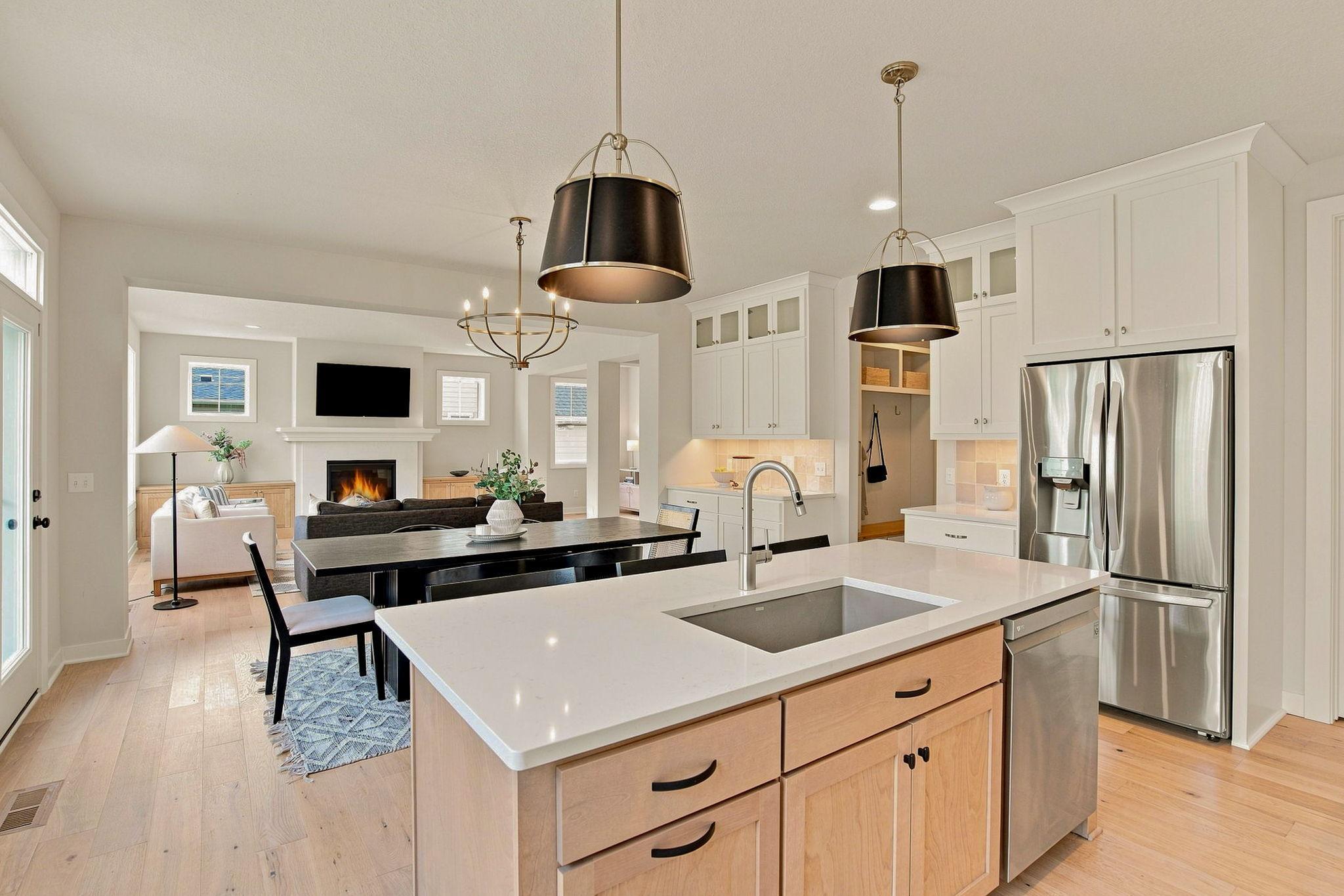 5392 Rolling Hills Parkway — photo