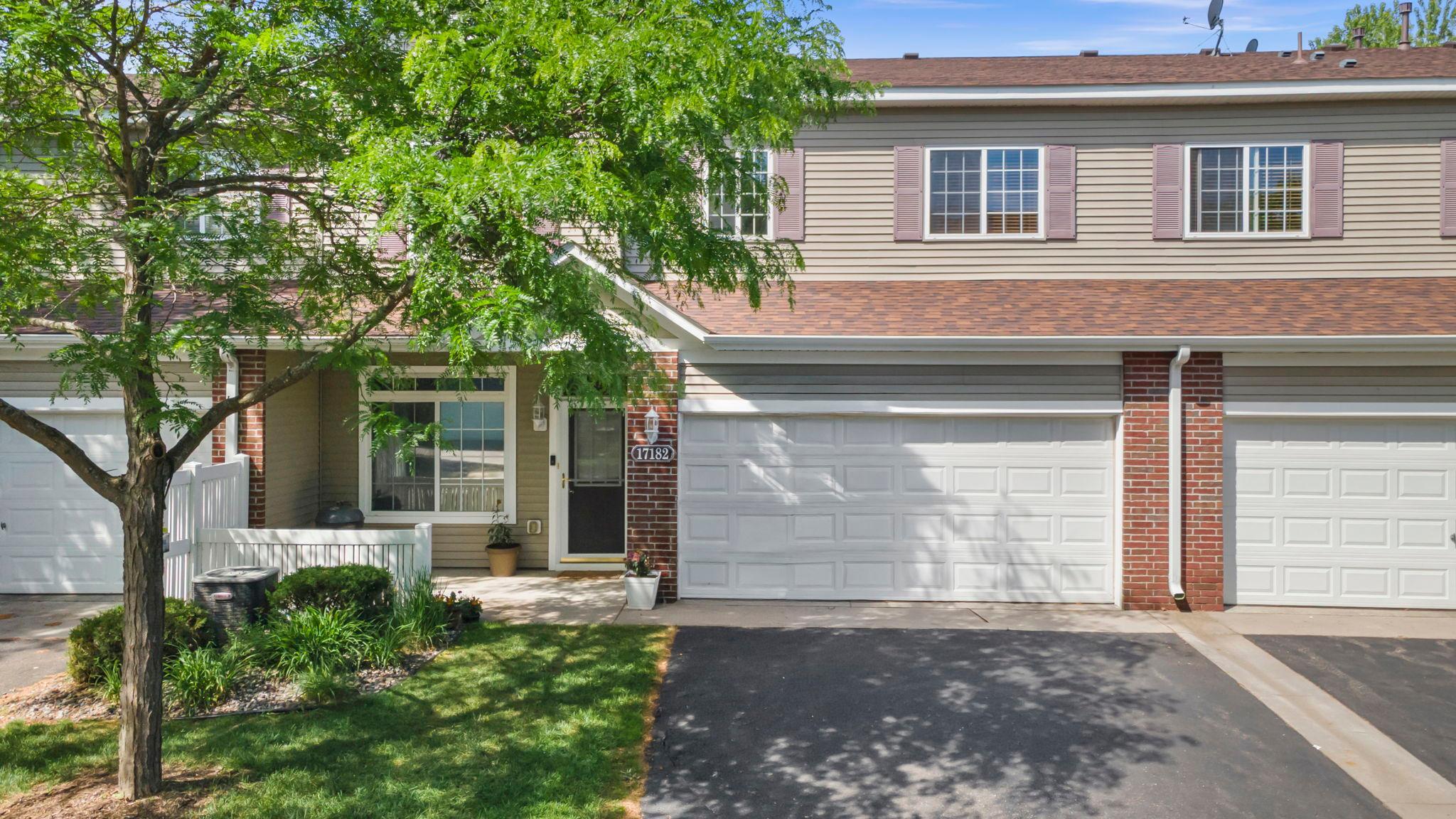17182 Nixon Court NW — photo