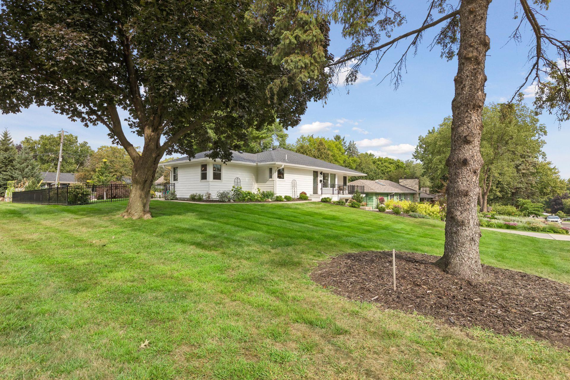 5724 Code Avenue, Edina, MN 55436 — photo 3