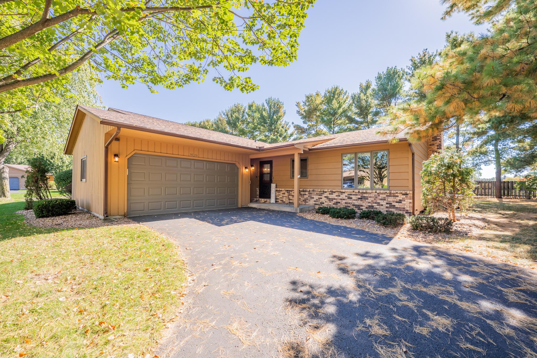 3379 Southgate Court B — photo