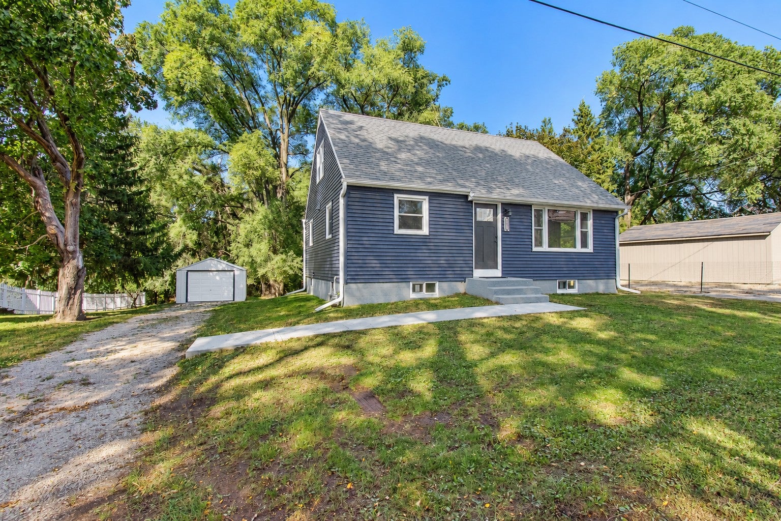 2115 E River Road NE — photo