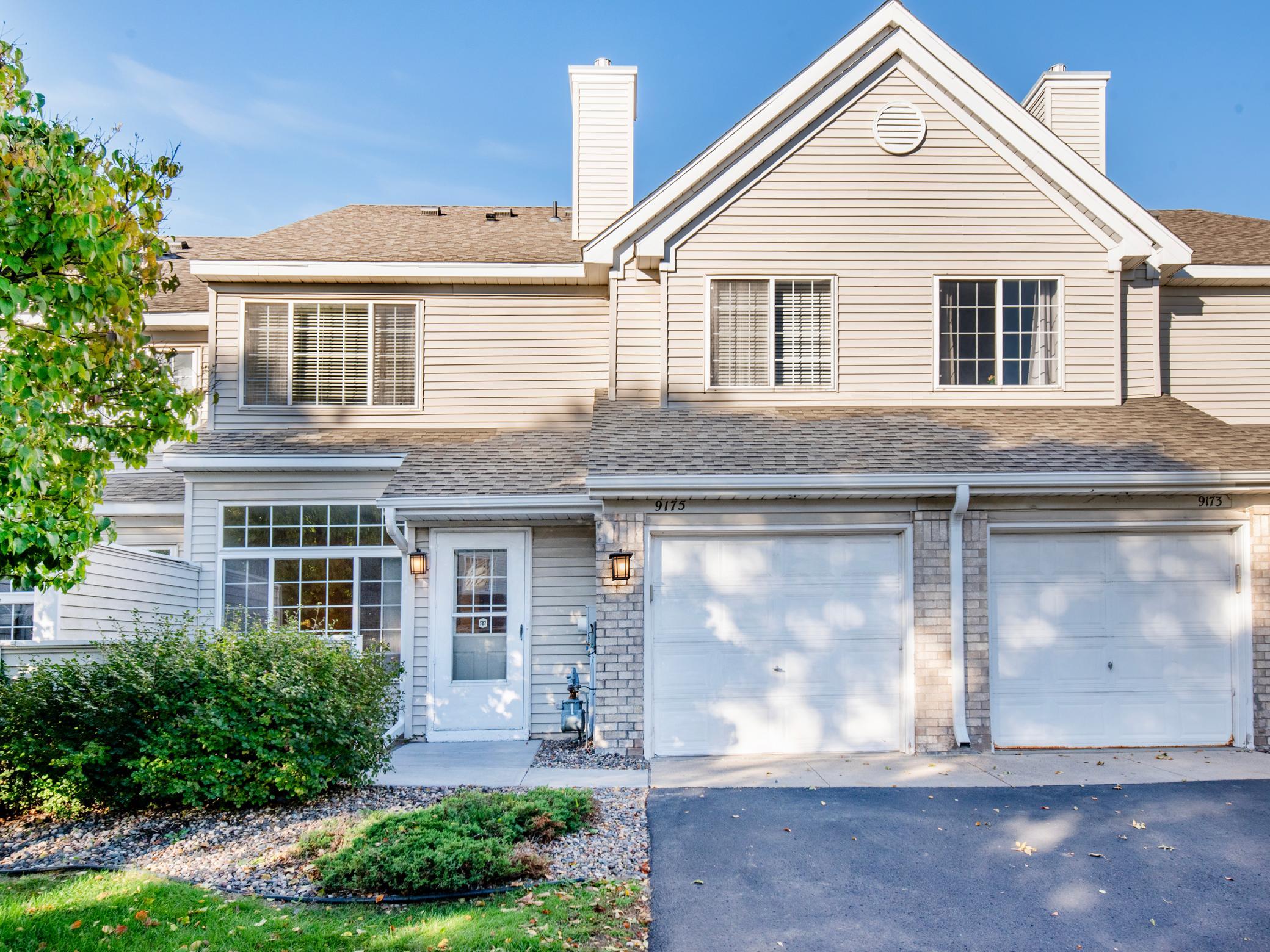 9175 Troon Court — photo