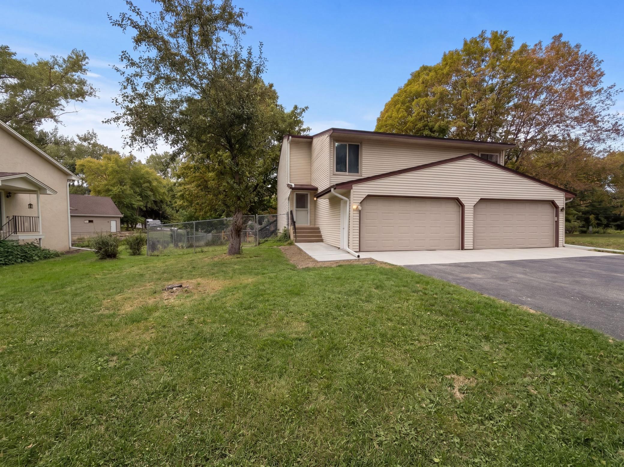 15391 Trillium Circle — photo
