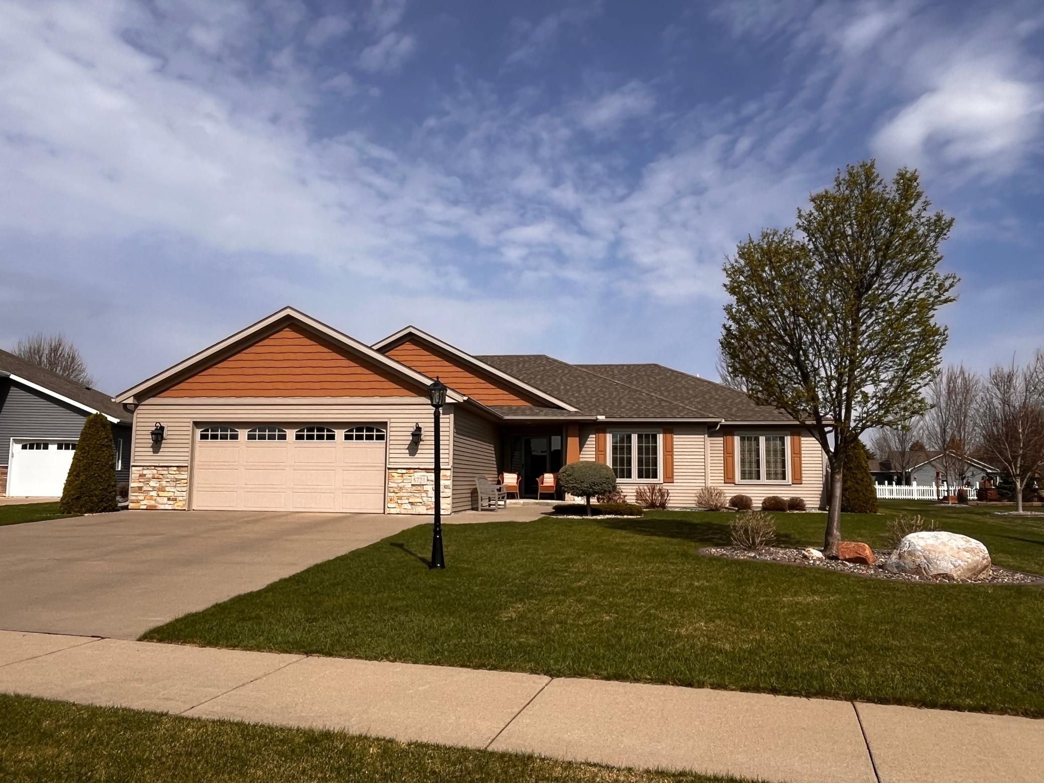 5723 Glenview Lane — photo
