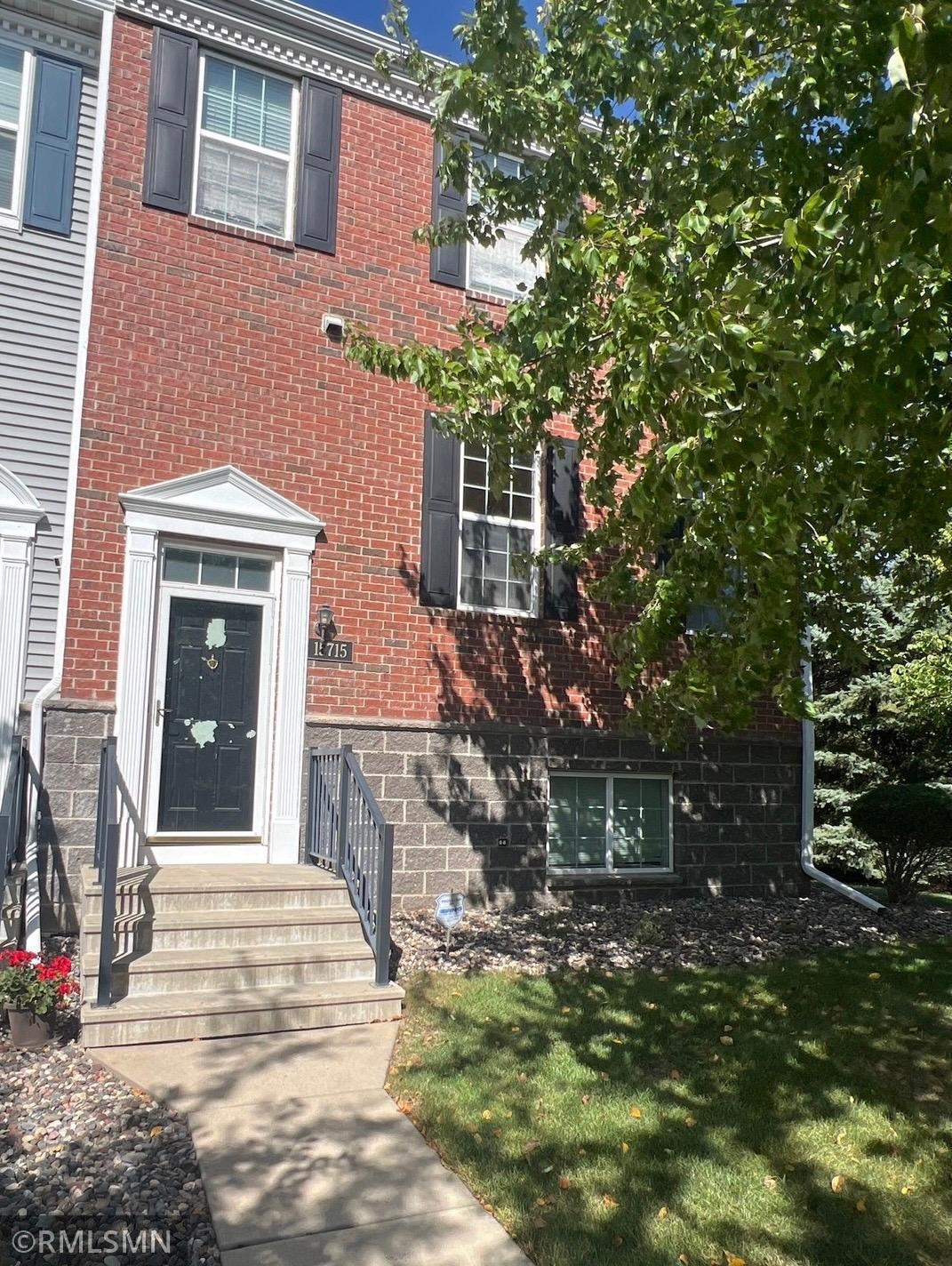15715 Fox Circle — photo