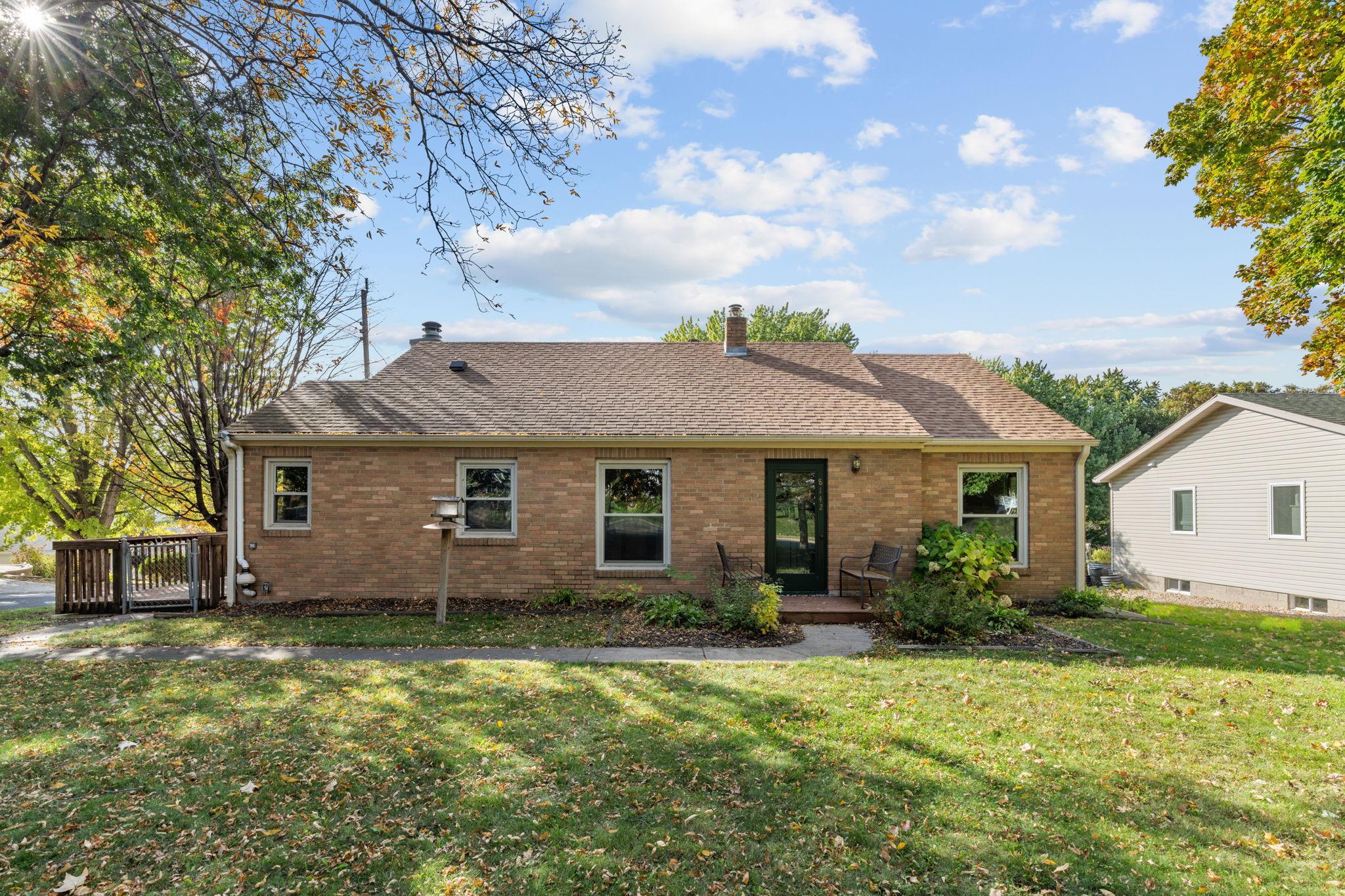 8142 Victoria Drive — photo