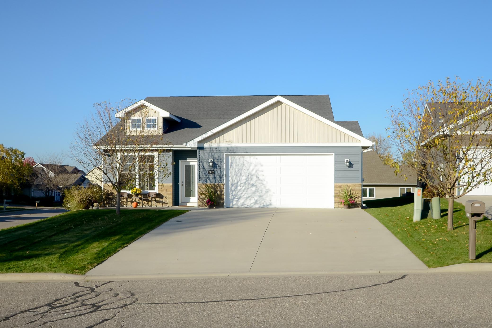 2012 Longhorn Lane — photo