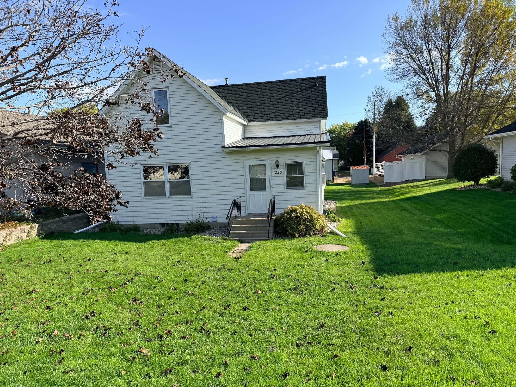 1223 S Jefferson Street — photo