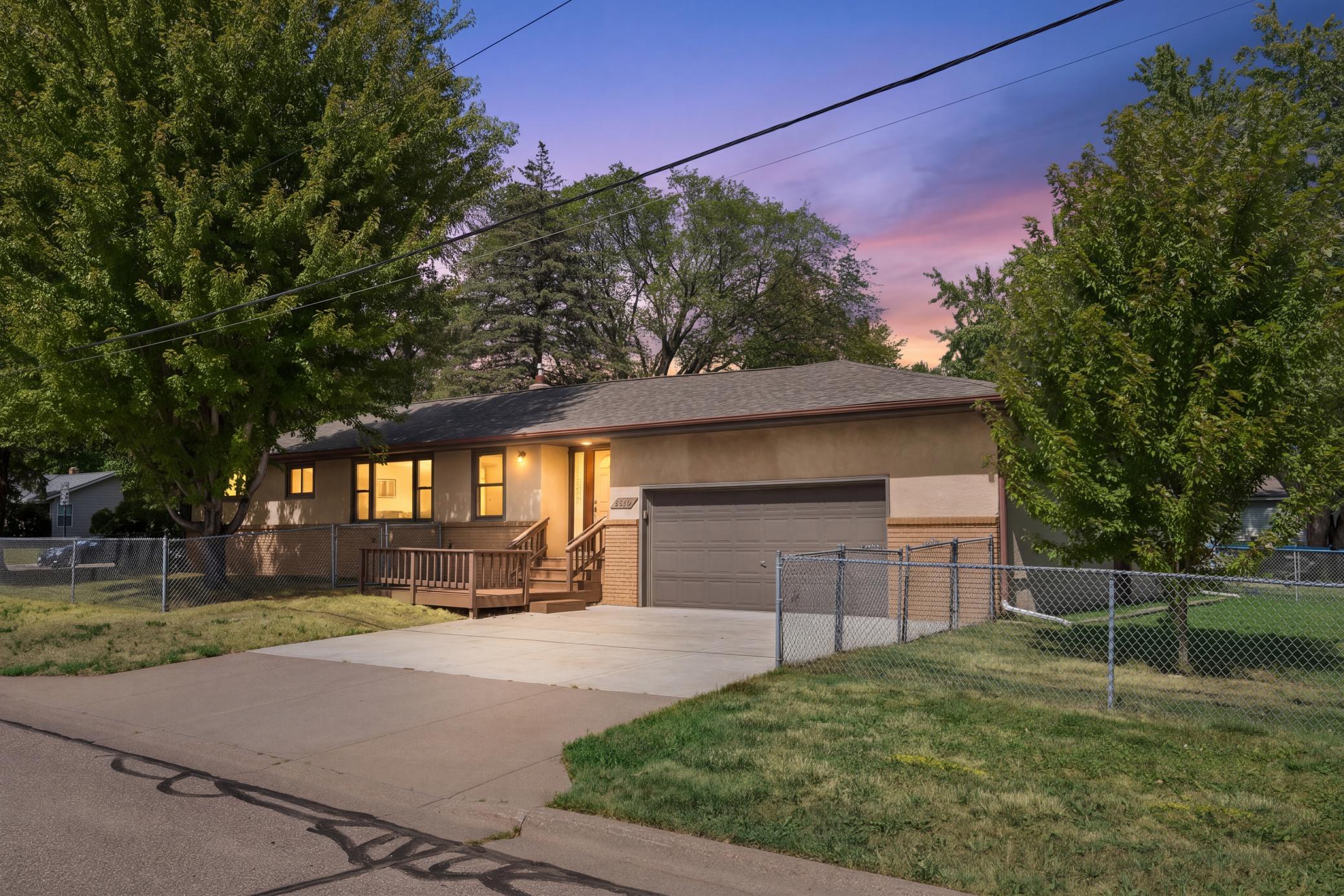 2267 Mohawk Road E, North Saint Paul, MN 55109 — photo 2