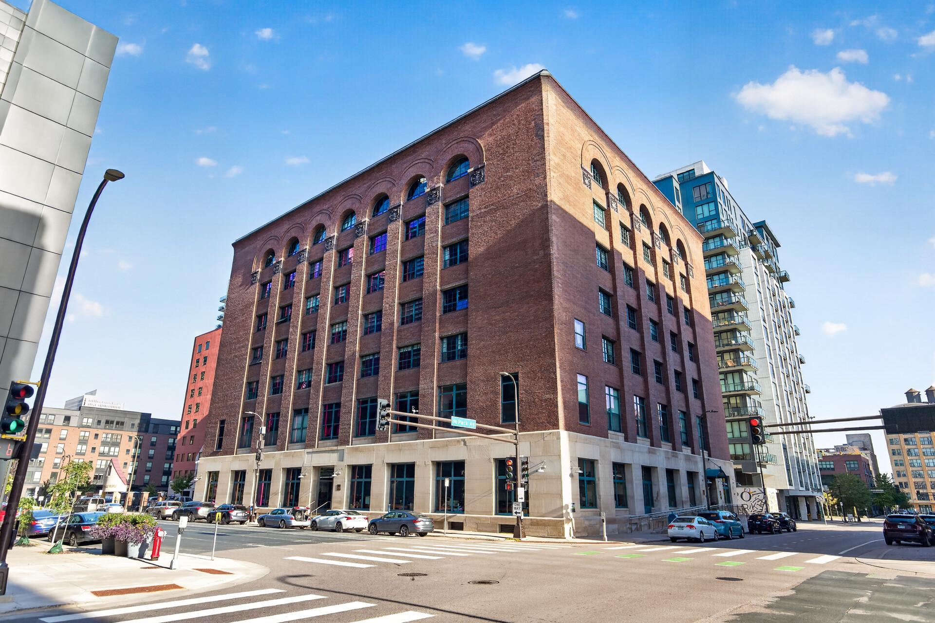 250 Park Avenue 215 — photo