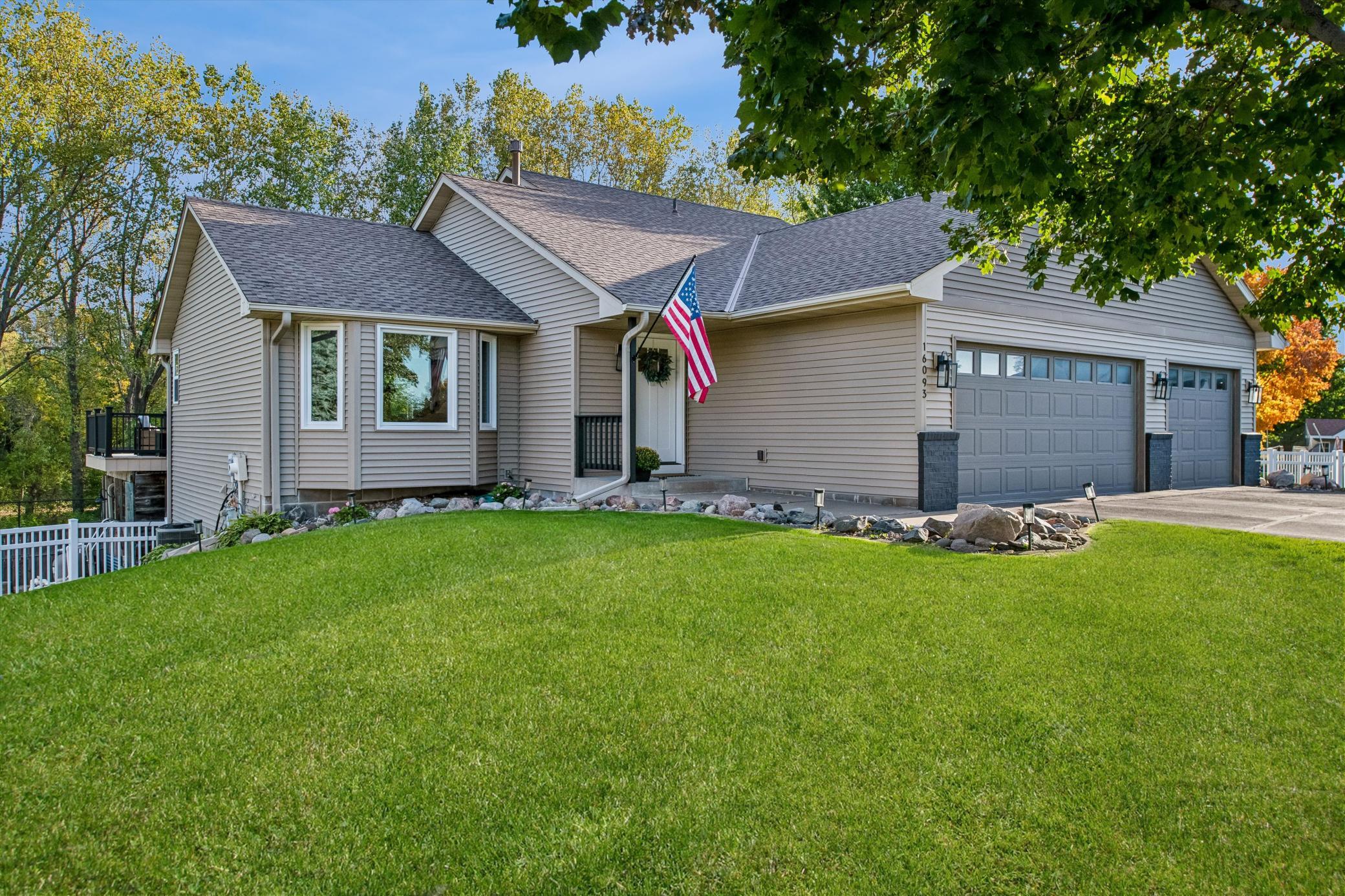 16093 Wren Court SE — photo