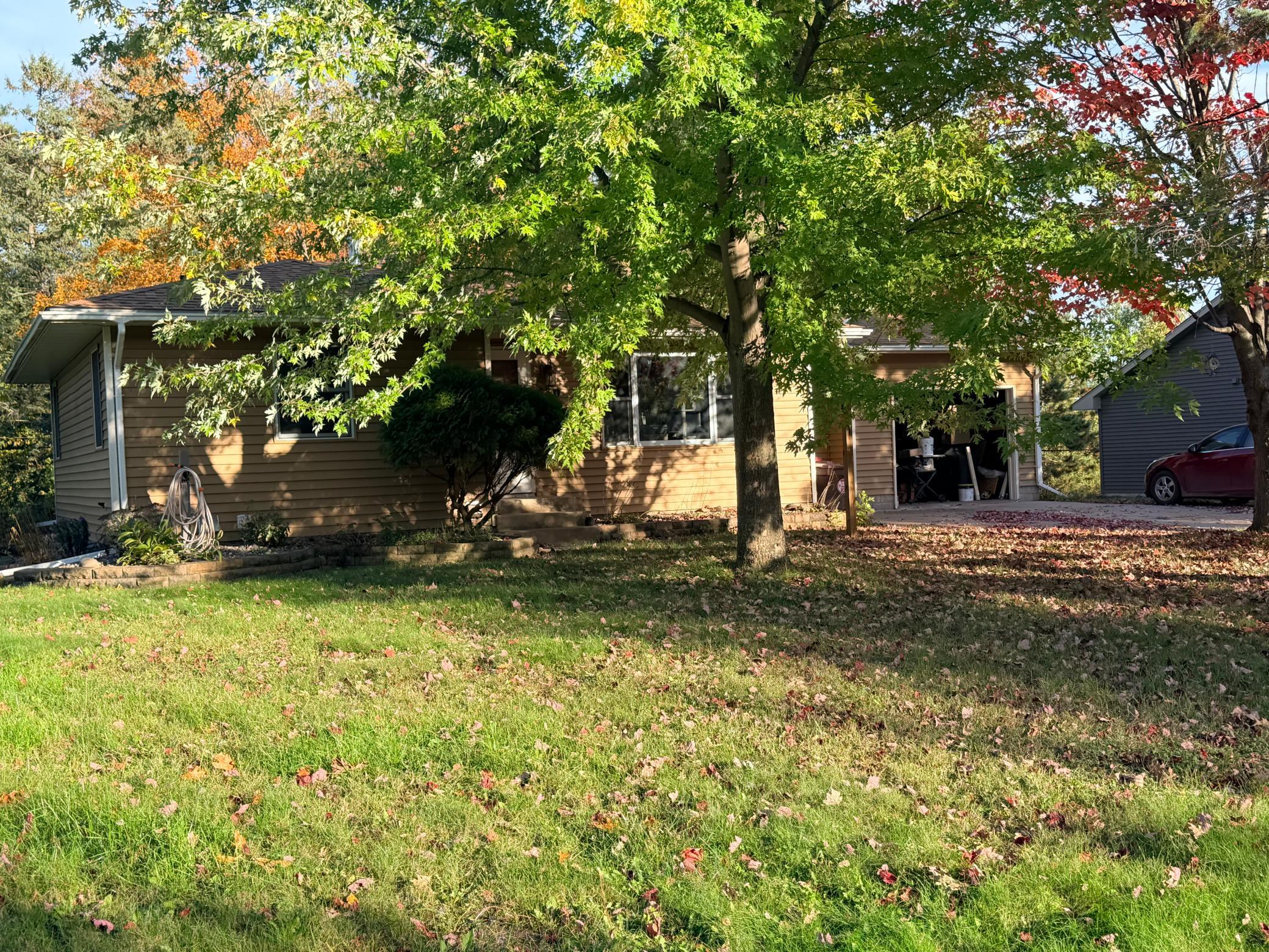 630 Summit Lane — photo