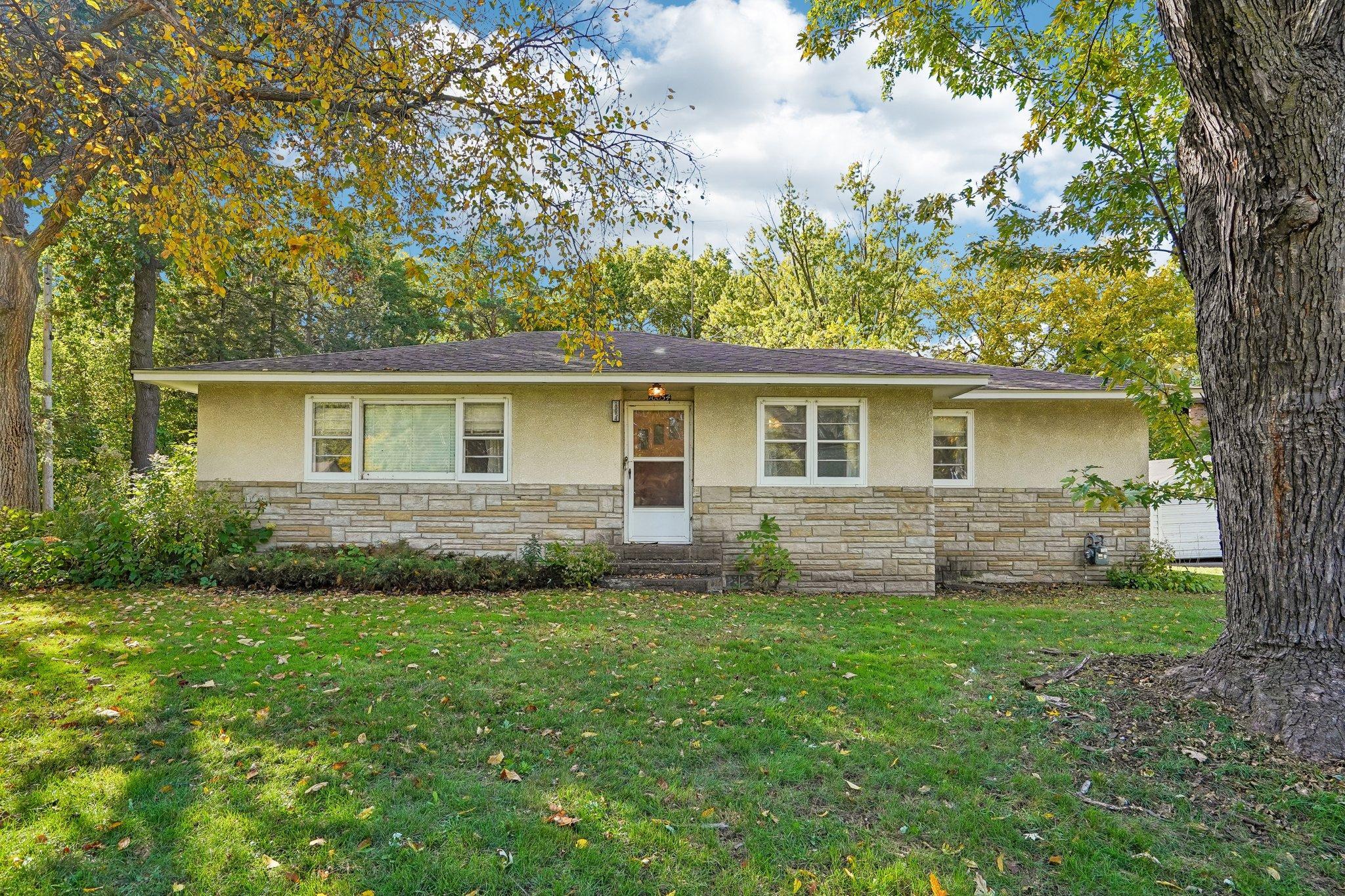 10054 Nicollet Avenue S — photo