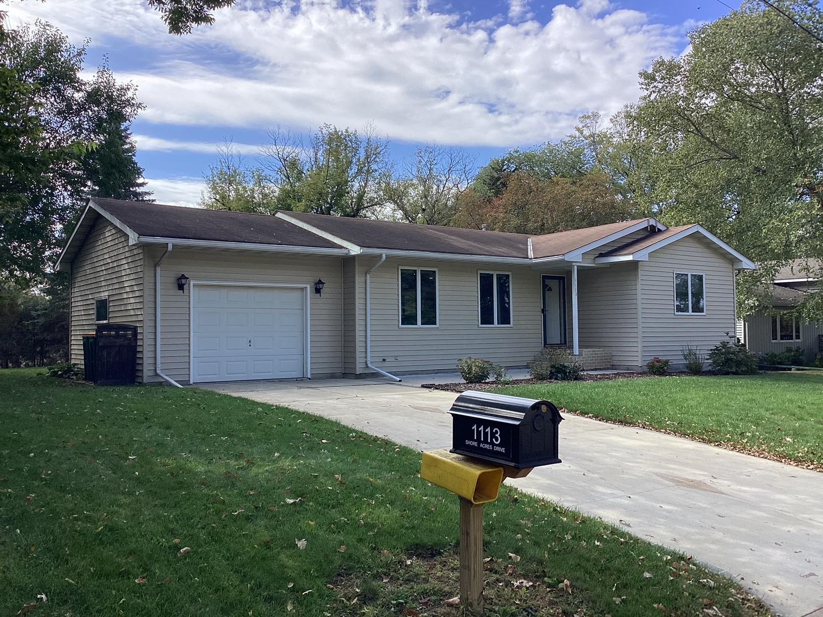 1113 Shore Acres Drive — photo