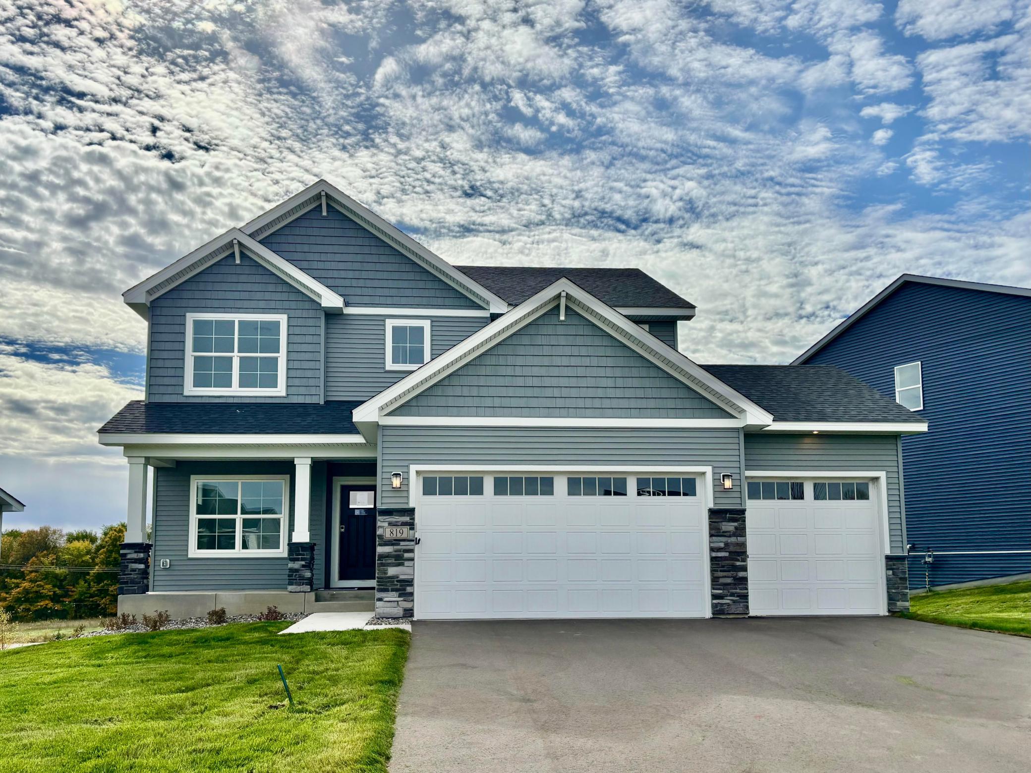 819 Walnut Grove Lane — photo