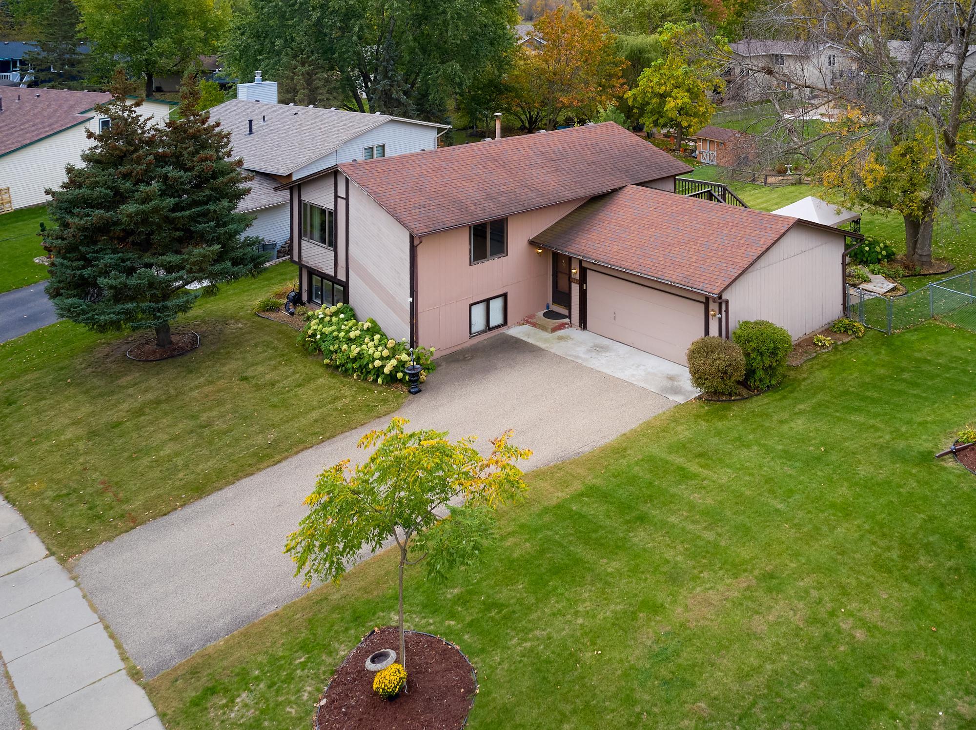 6342 Whispering Oaks Drive — photo