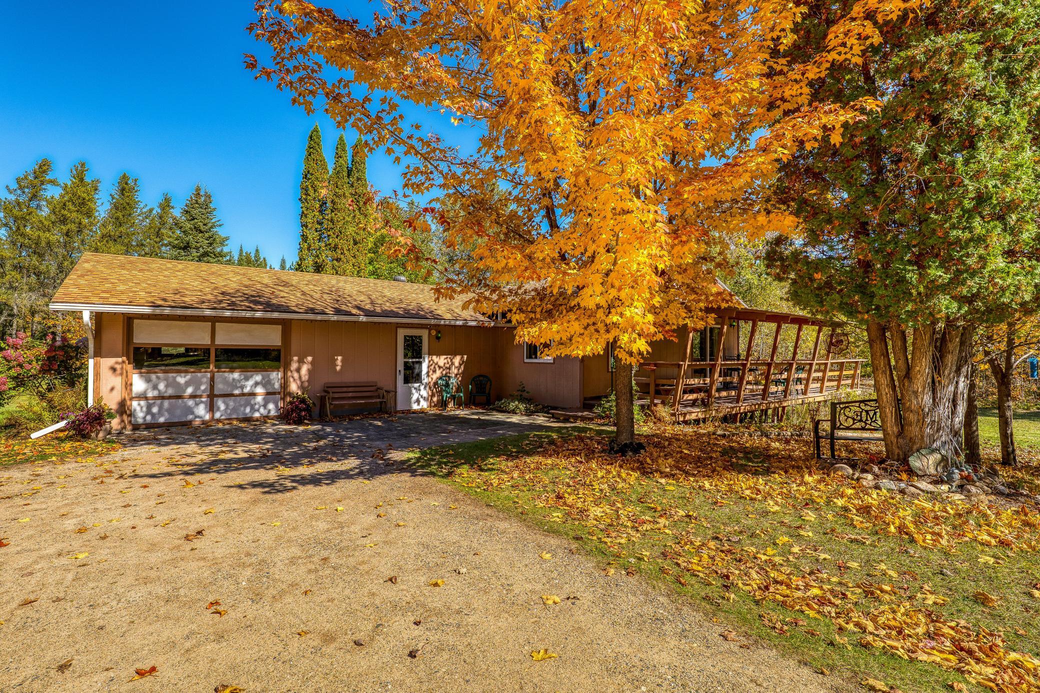 9330 Country Club Road NE — photo