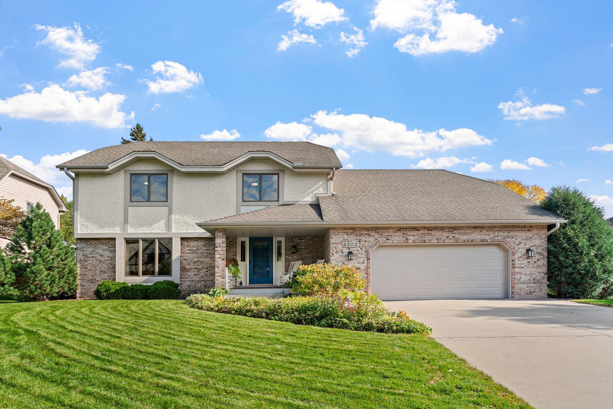 4202 Willow Wood Drive — photo