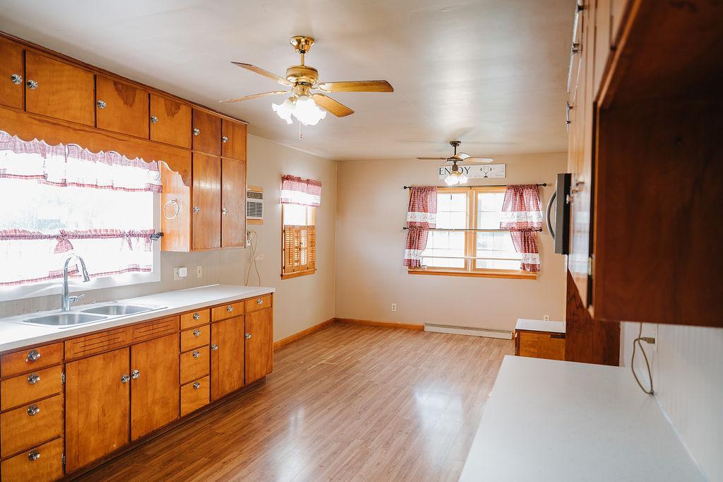 313 E Willis Street, Elmore, MN 56027 — photo 3