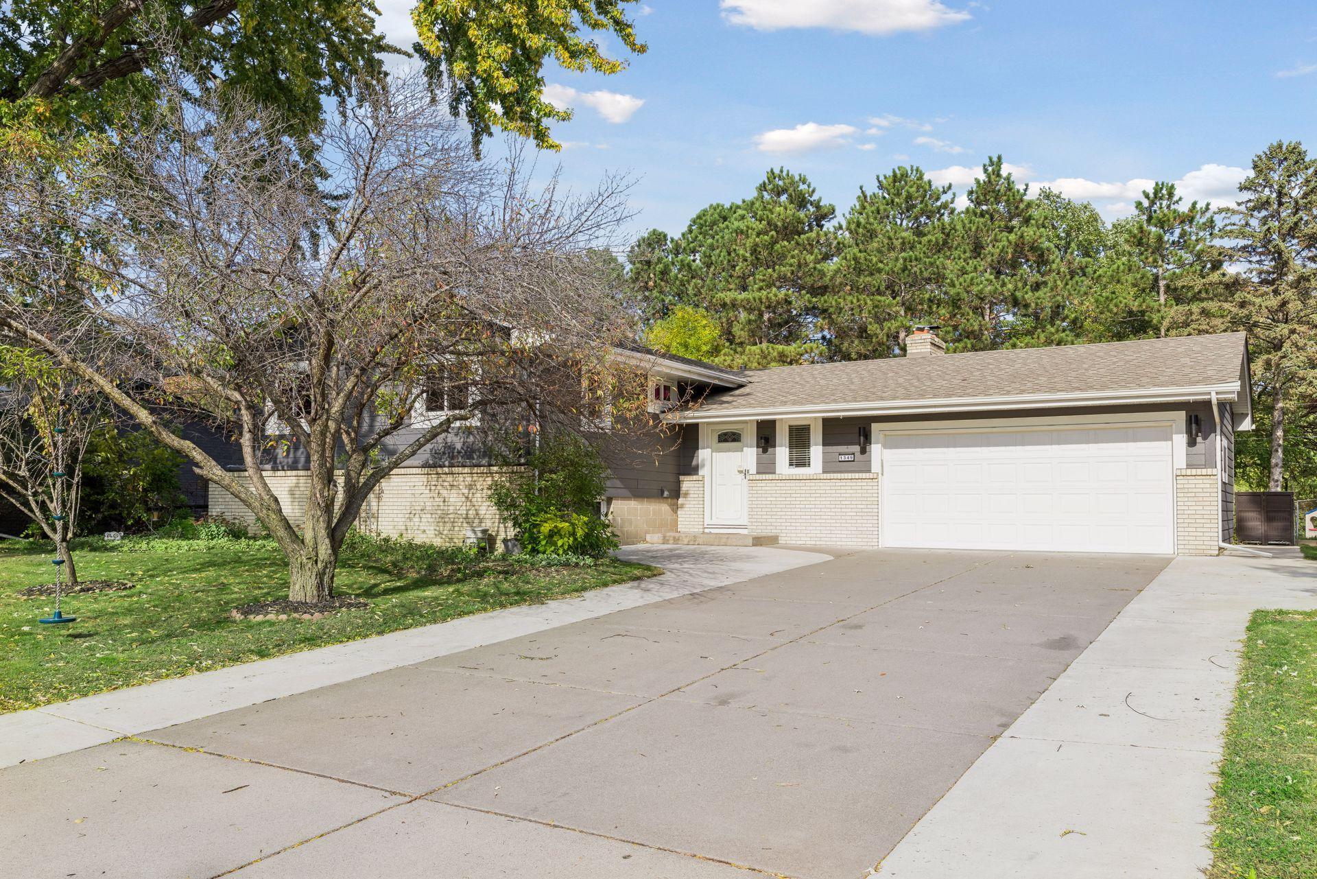 1349 Cedarwood Drive — photo