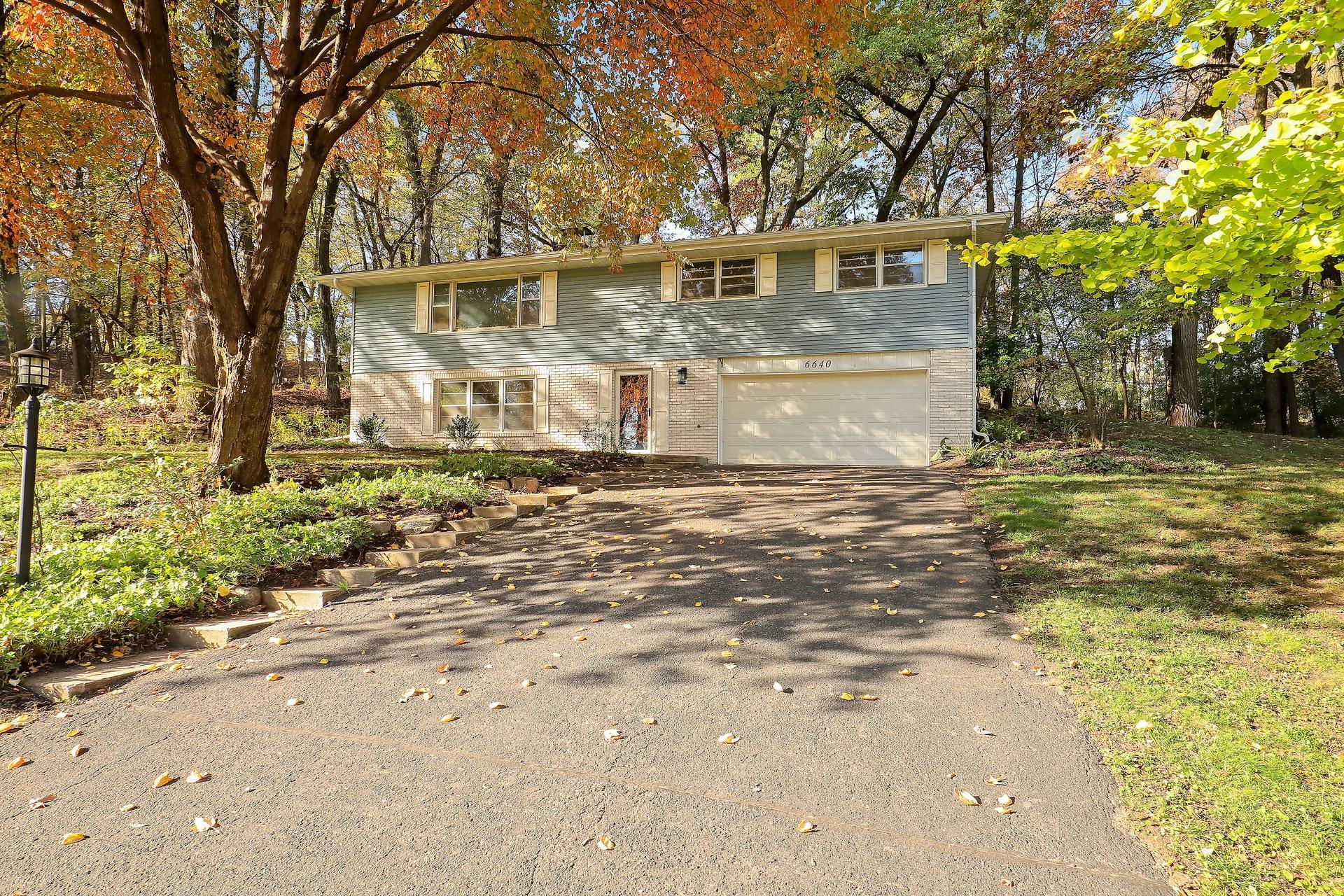 6640 Manchester Lane — photo
