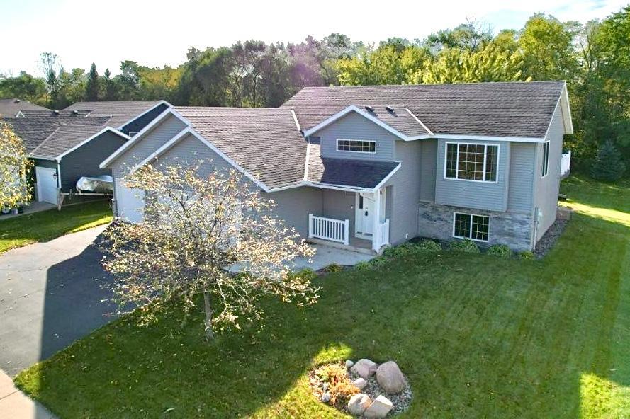 206 Rookery Drive — photo