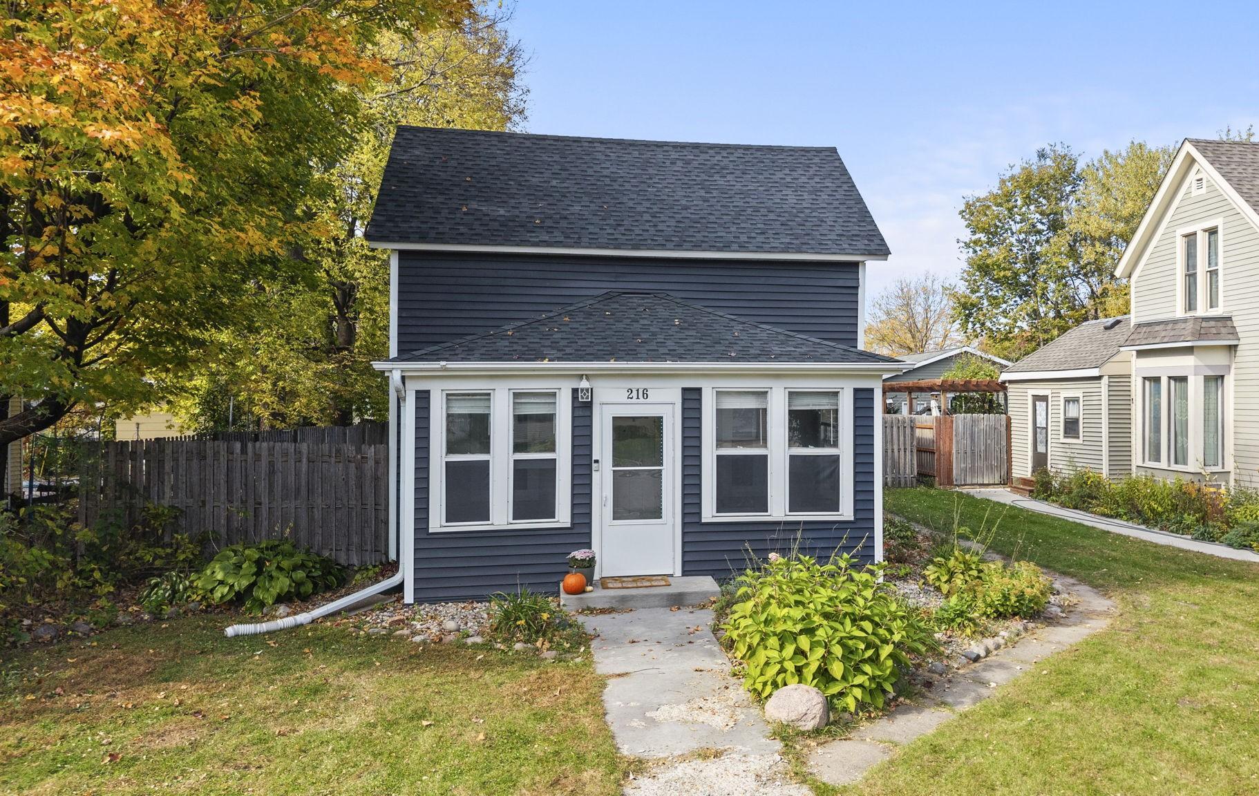 216 N 3rd Street — photo
